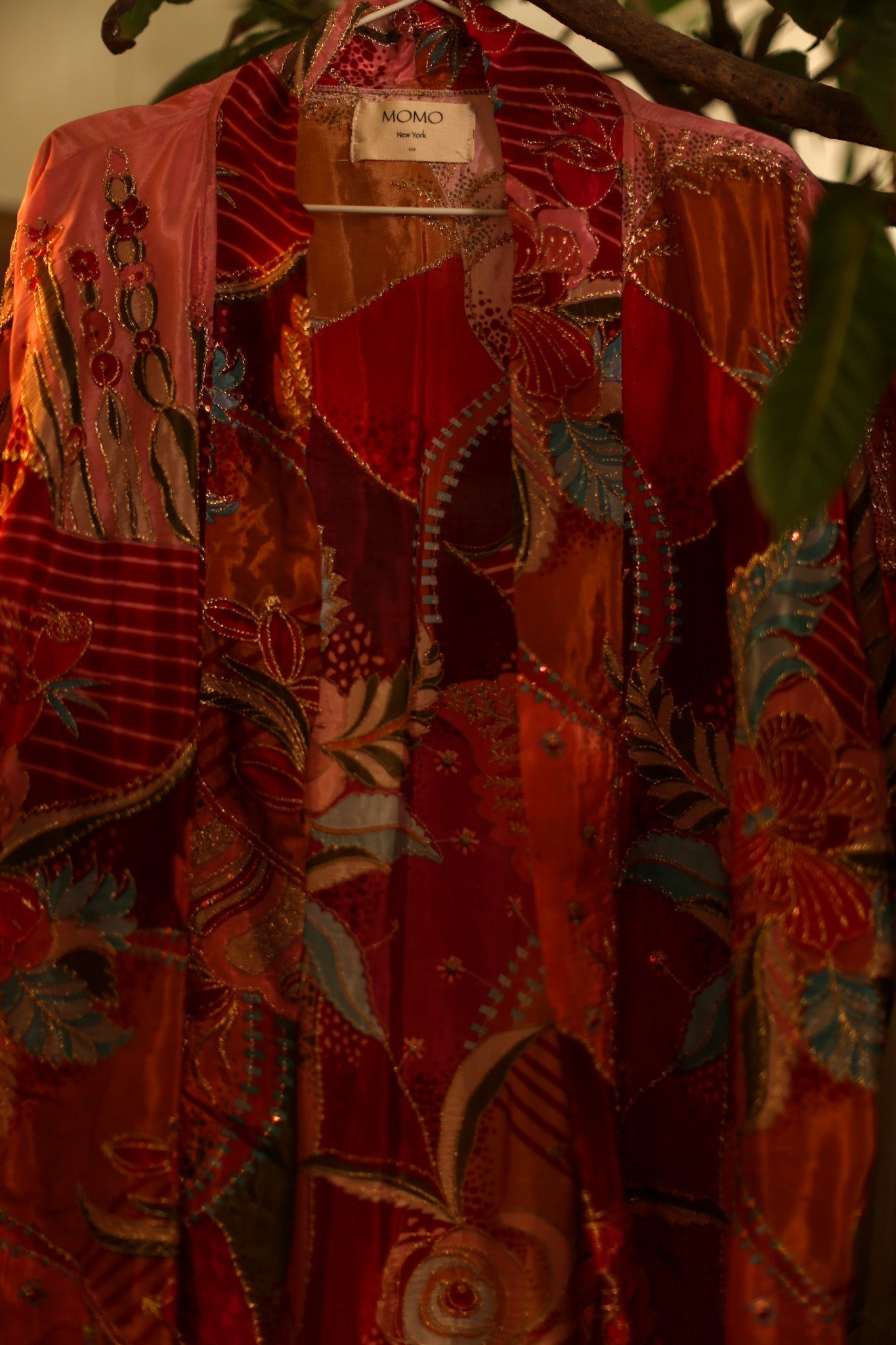 EMBROIDERED SILK KIMONO LITU - BANGKOK TAILOR CLOTHING STORE - HANDMADE CLOTHING