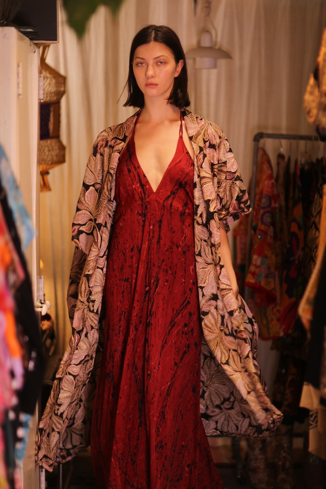 EMBROIDERED SILK NOVELTY KIMONO BEAMS - BANGKOK TAILOR CLOTHING STORE - HANDMADE CLOTHING