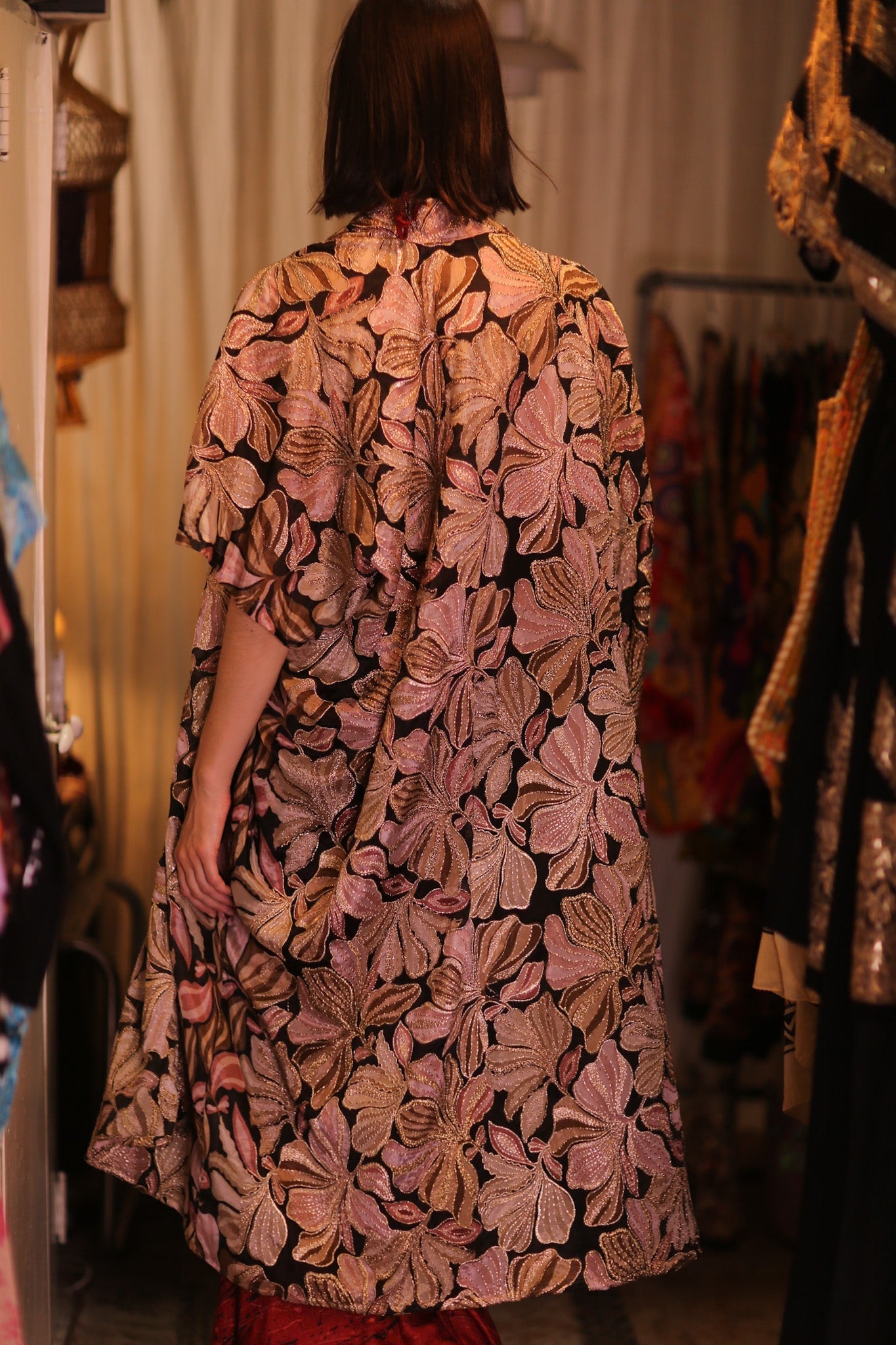 EMBROIDERED SILK NOVELTY KIMONO BEAMS - BANGKOK TAILOR CLOTHING STORE - HANDMADE CLOTHING