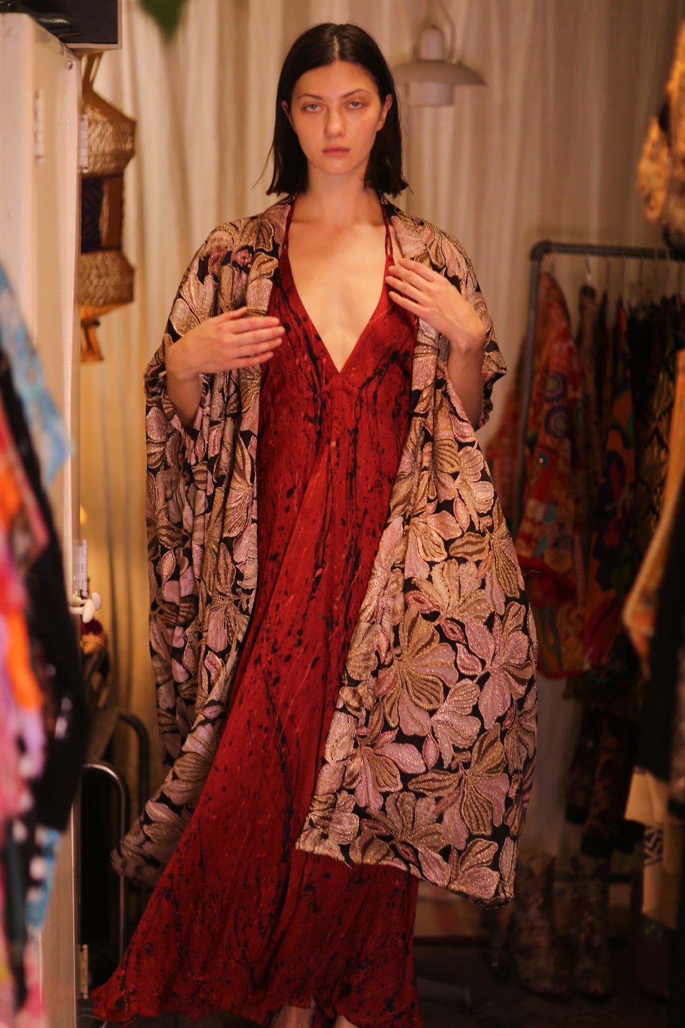 EMBROIDERED SILK NOVELTY KIMONO BEAMS - BANGKOK TAILOR CLOTHING STORE - HANDMADE CLOTHING