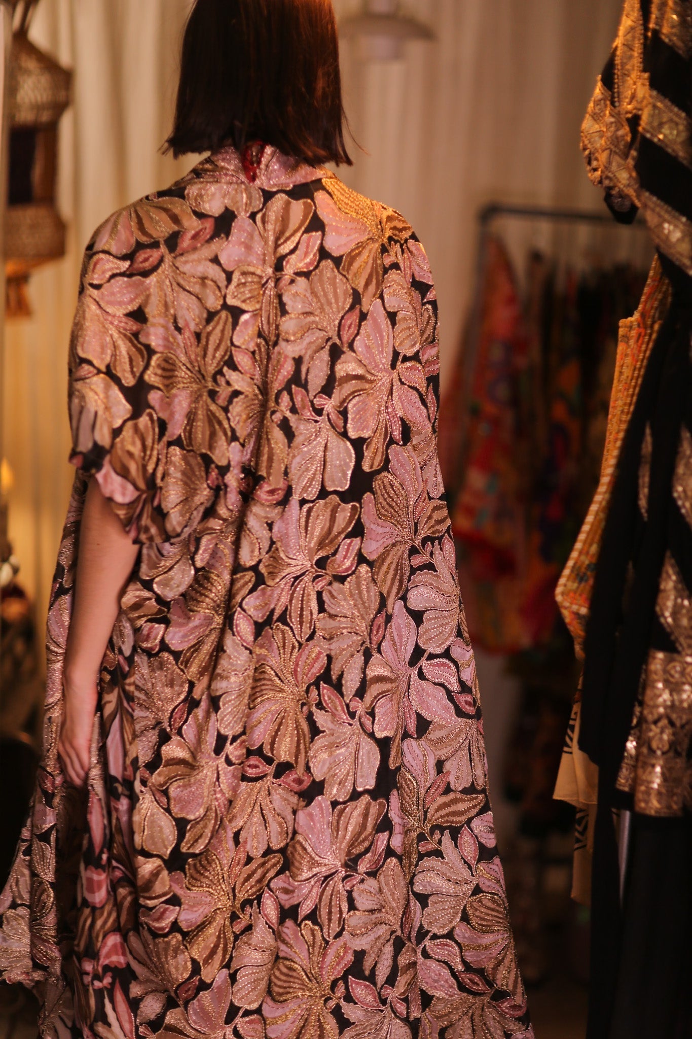 EMBROIDERED SILK NOVELTY KIMONO BEAMS - BANGKOK TAILOR CLOTHING STORE - HANDMADE CLOTHING