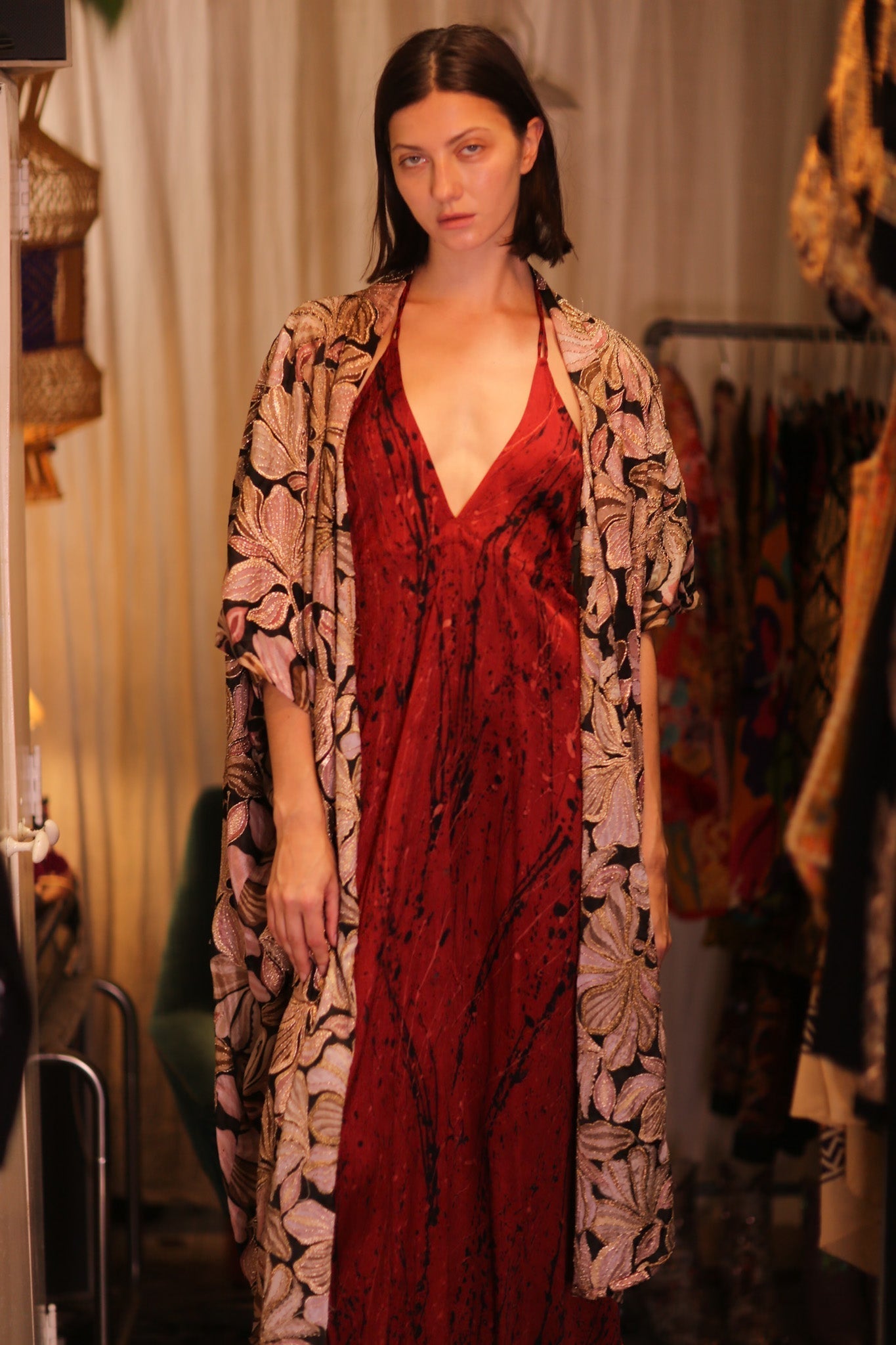 EMBROIDERED SILK NOVELTY KIMONO BEAMS - BANGKOK TAILOR CLOTHING STORE - HANDMADE CLOTHING