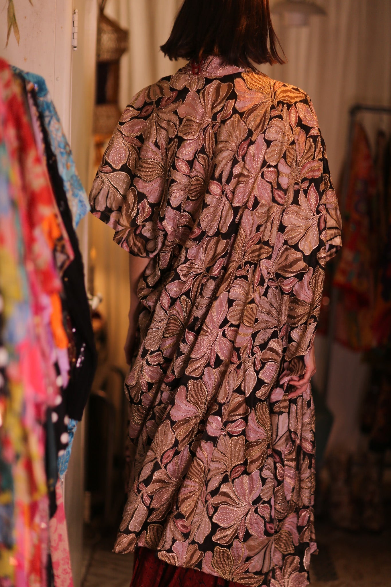 EMBROIDERED SILK NOVELTY KIMONO BEAMS - BANGKOK TAILOR CLOTHING STORE - HANDMADE CLOTHING