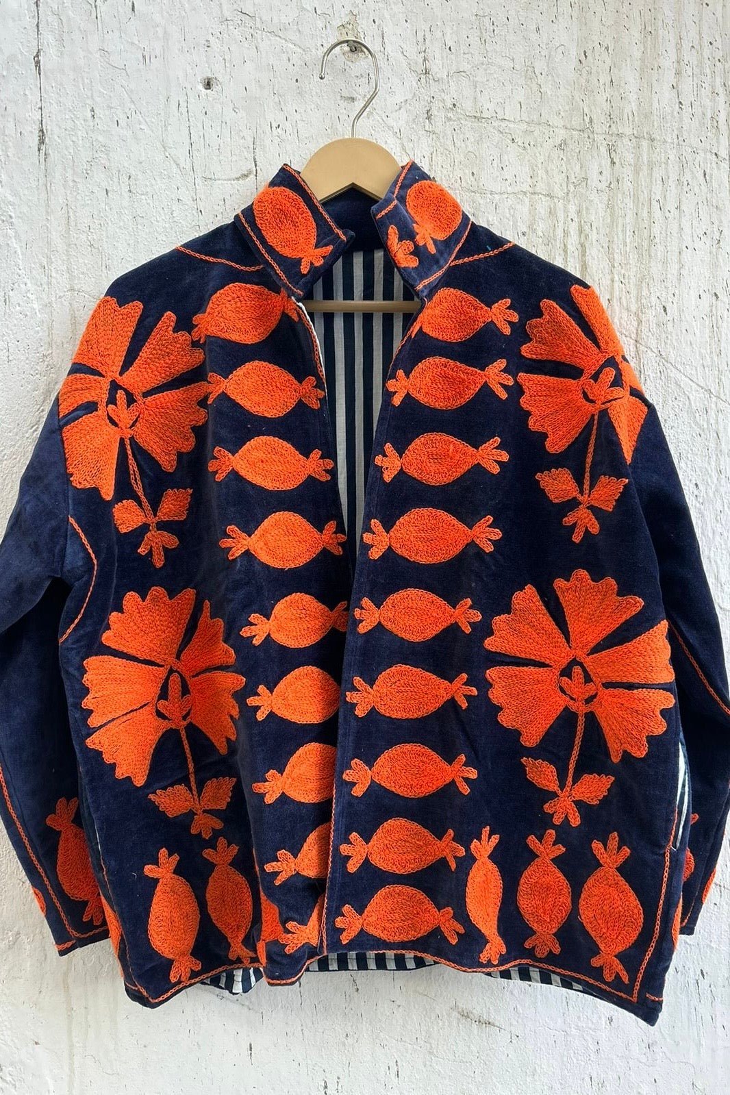 EMBROIDERED VELVET JACKET LANGU - BANGKOK TAILOR CLOTHING STORE - HANDMADE CLOTHING