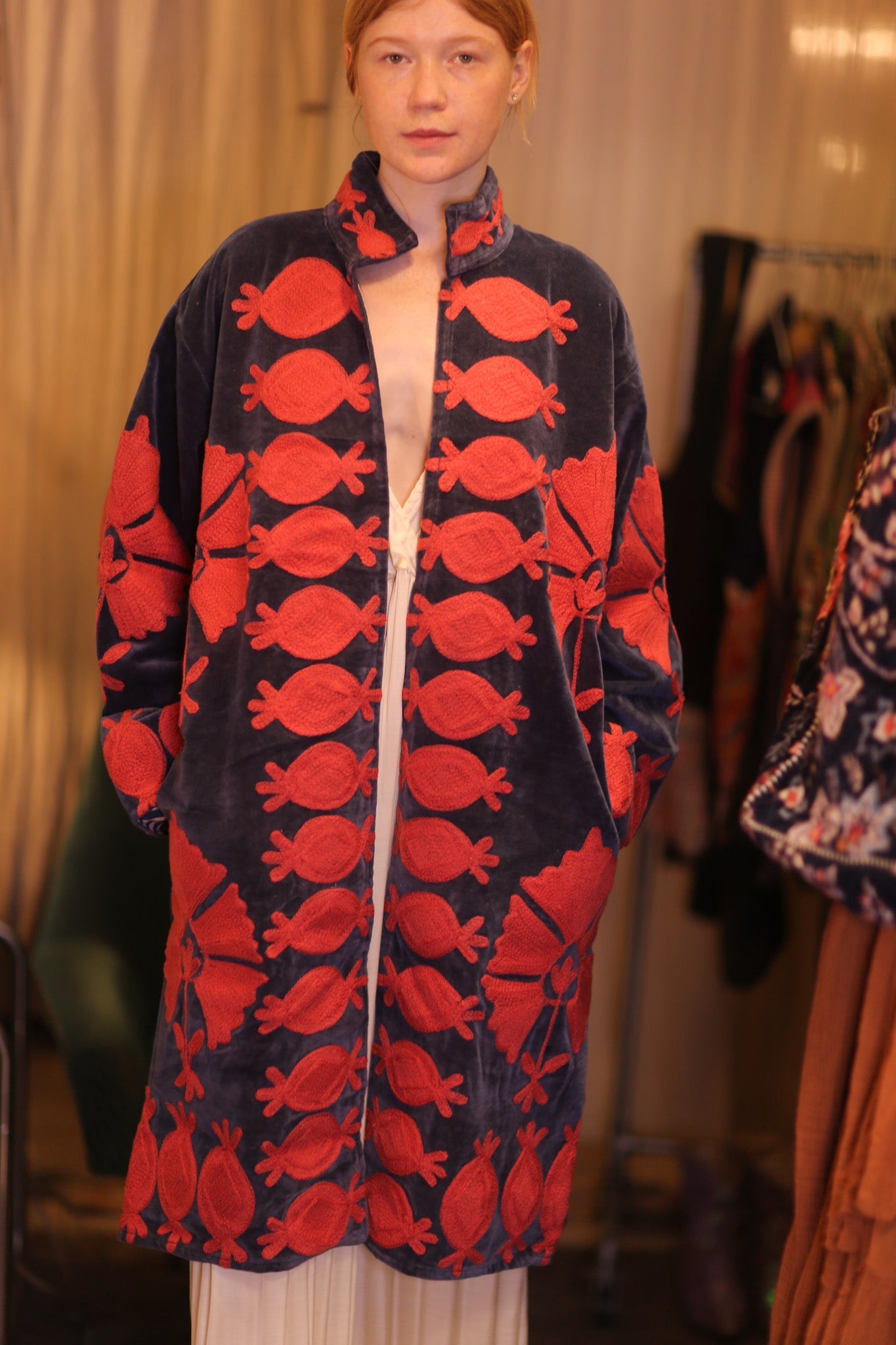 EMBROIDERED VELVET LONG COAT MISCHKA FAYE - BANGKOK TAILOR CLOTHING STORE - HANDMADE CLOTHING