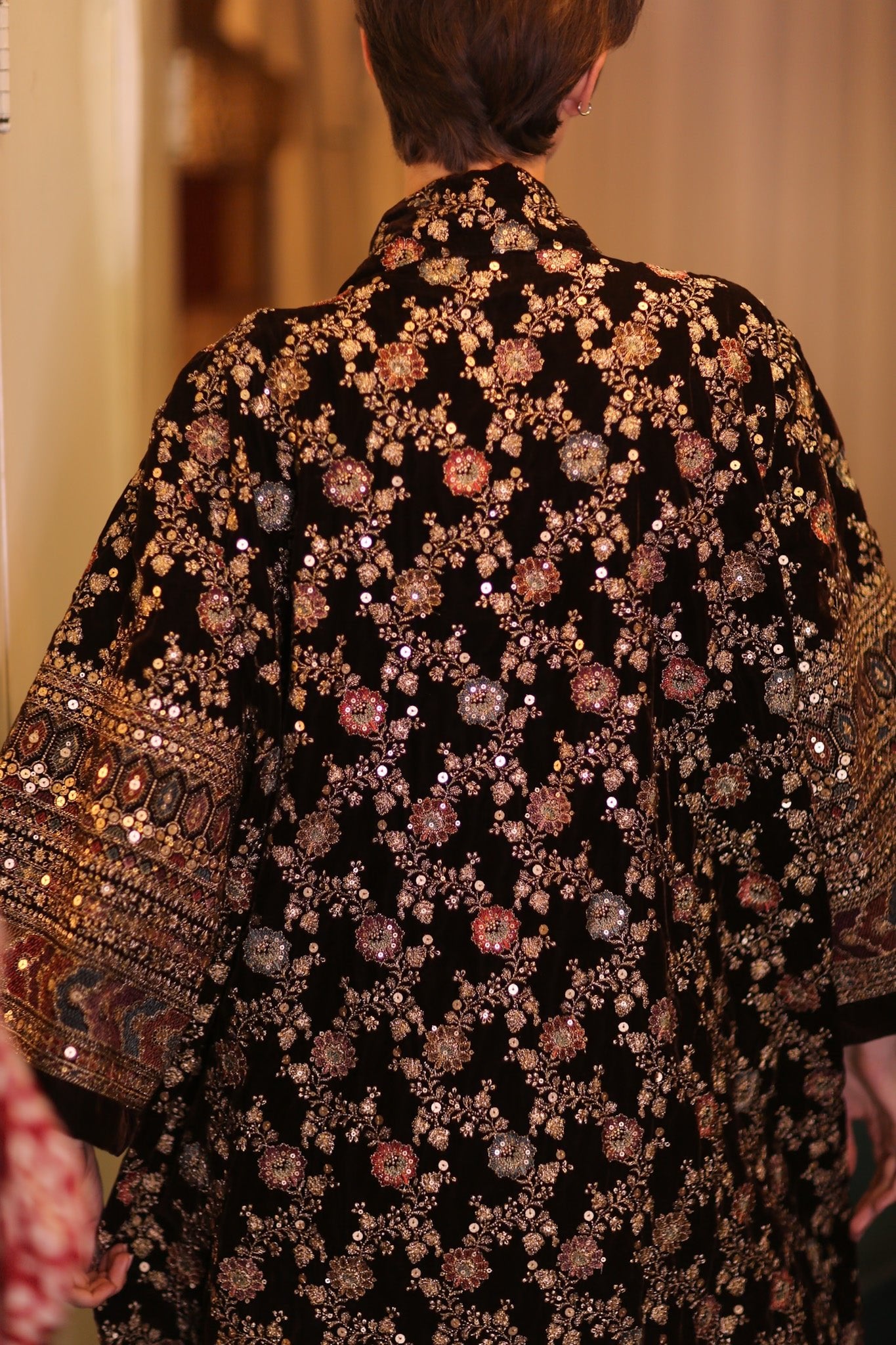 EMBROIDERED VELVET WING KIMONO MELNU - BANGKOK TAILOR CLOTHING STORE - HANDMADE CLOTHING