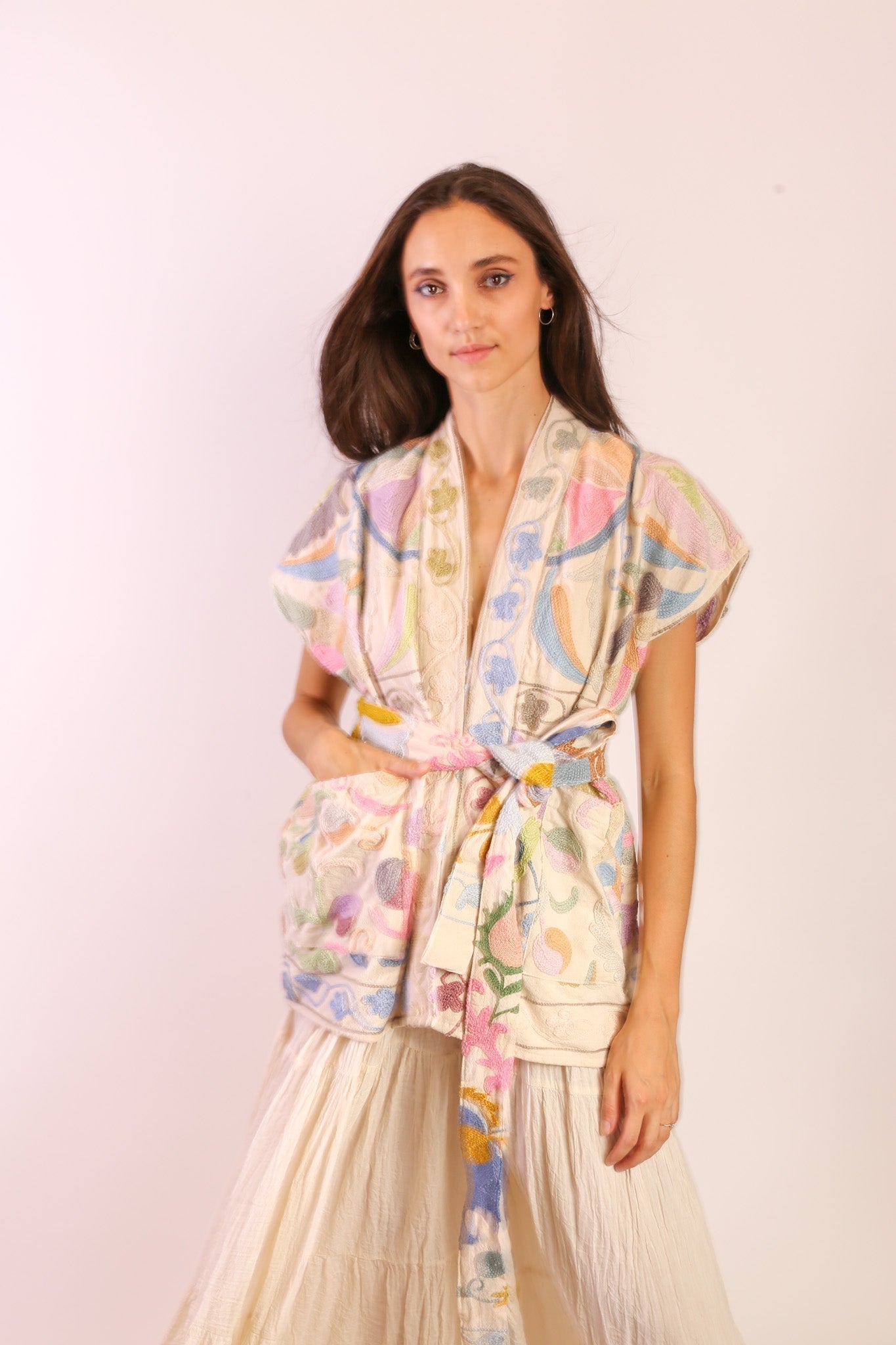 EMBROIDERED VEST ZEYNEP - BANGKOK TAILOR CLOTHING STORE - HANDMADE CLOTHING