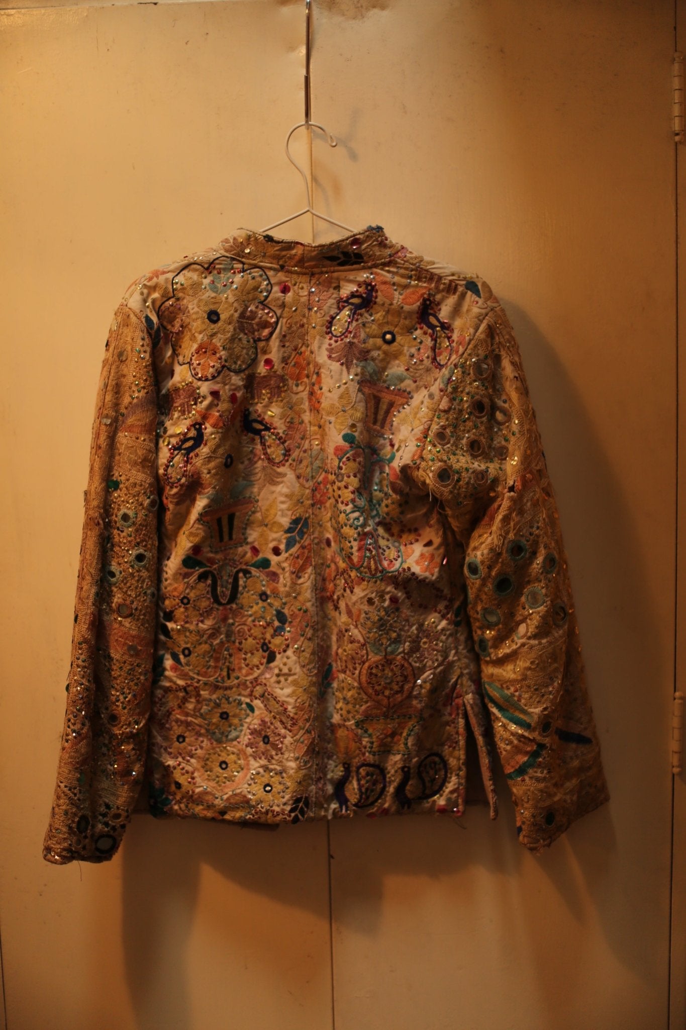 EMBROIDERED VINTAGE JACKET - S105 - BANGKOK TAILOR CLOTHING STORE - HANDMADE CLOTHING