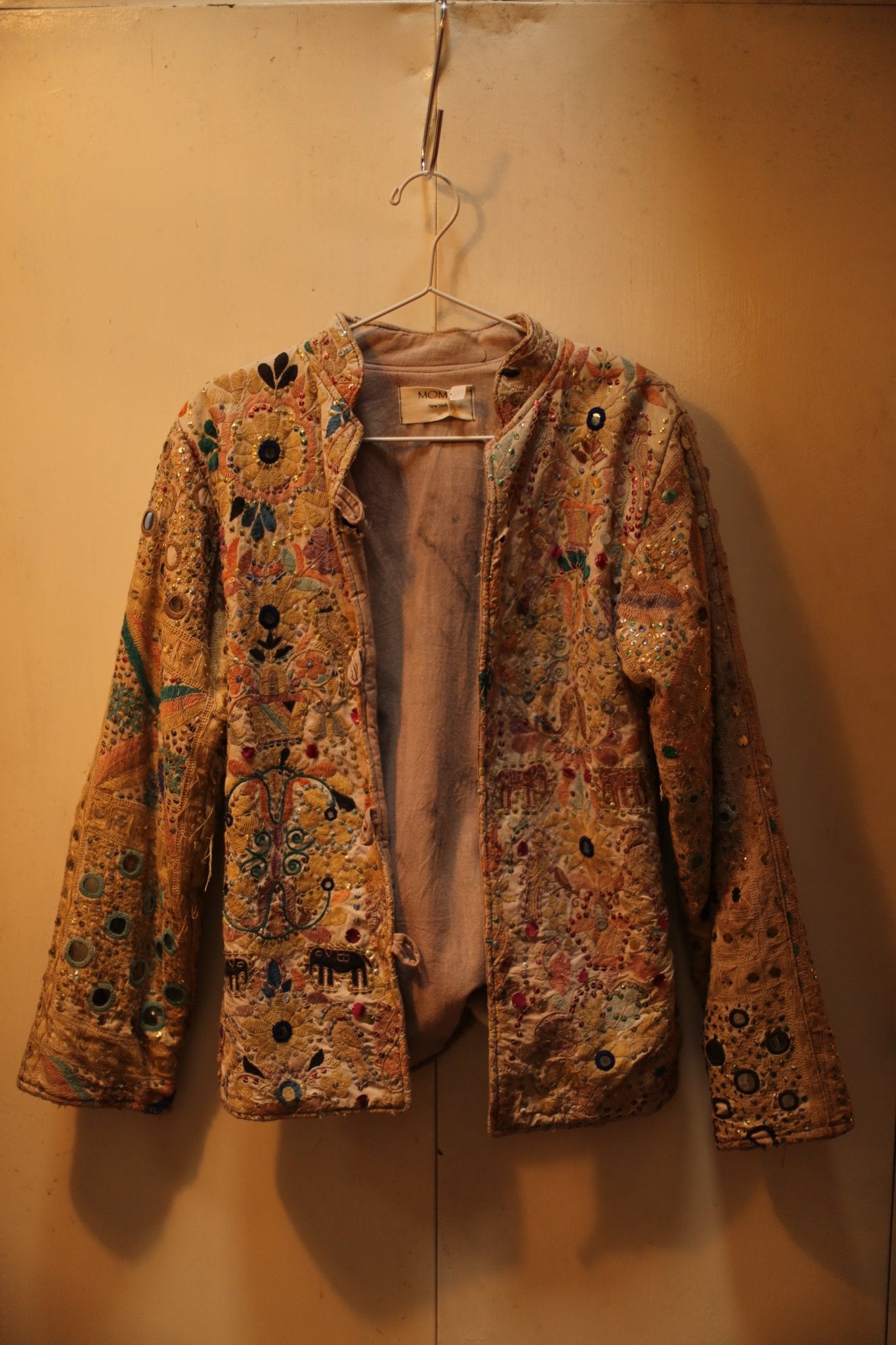 EMBROIDERED VINTAGE JACKET - S105 - BANGKOK TAILOR CLOTHING STORE - HANDMADE CLOTHING