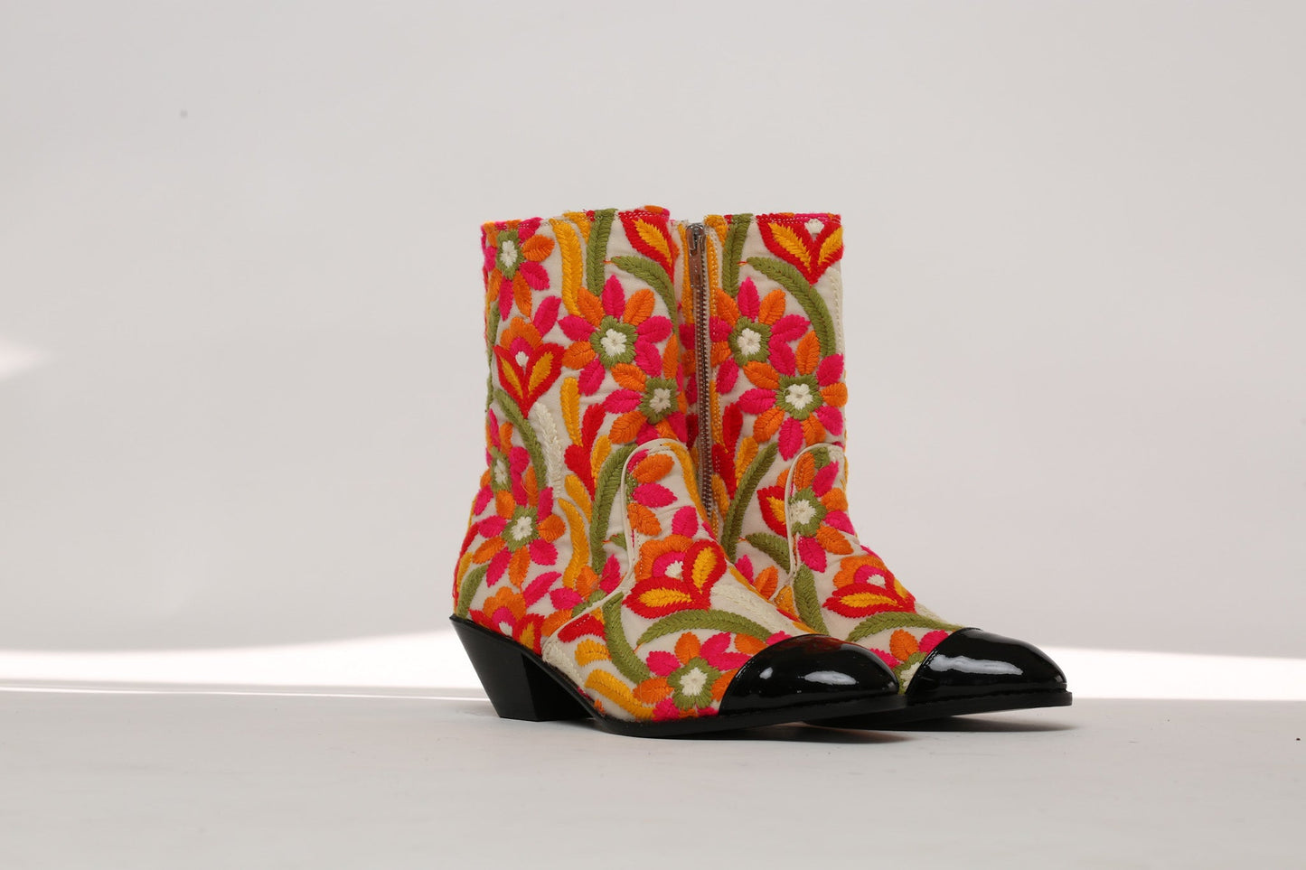 ESME FLORAL EMBROIDERED BOOTS - BANGKOK TAILOR CLOTHING STORE - HANDMADE CLOTHING