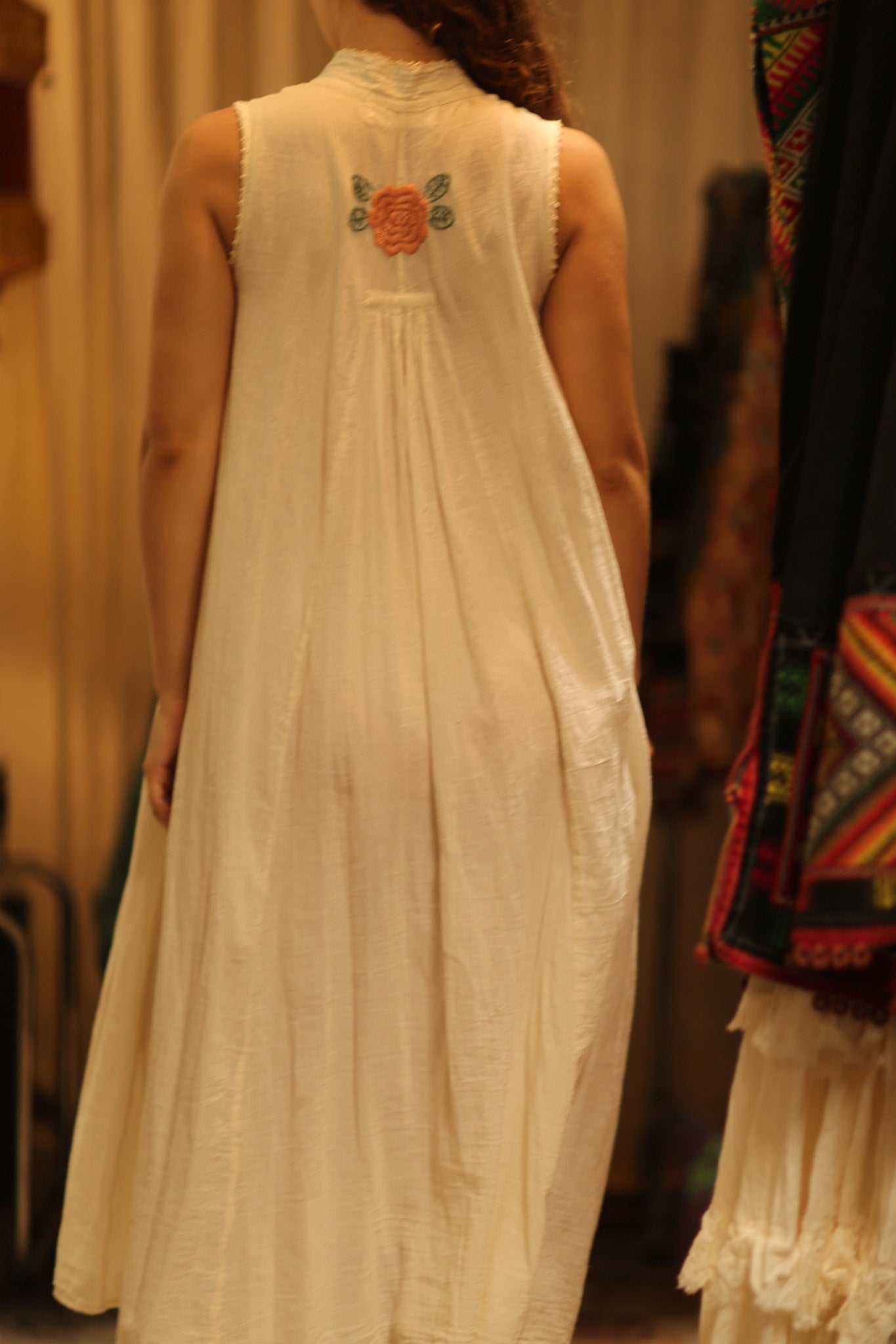FAH EMBROIDERED FLOWER DRESS - BANGKOK TAILOR CLOTHING STORE - HANDMADE CLOTHING