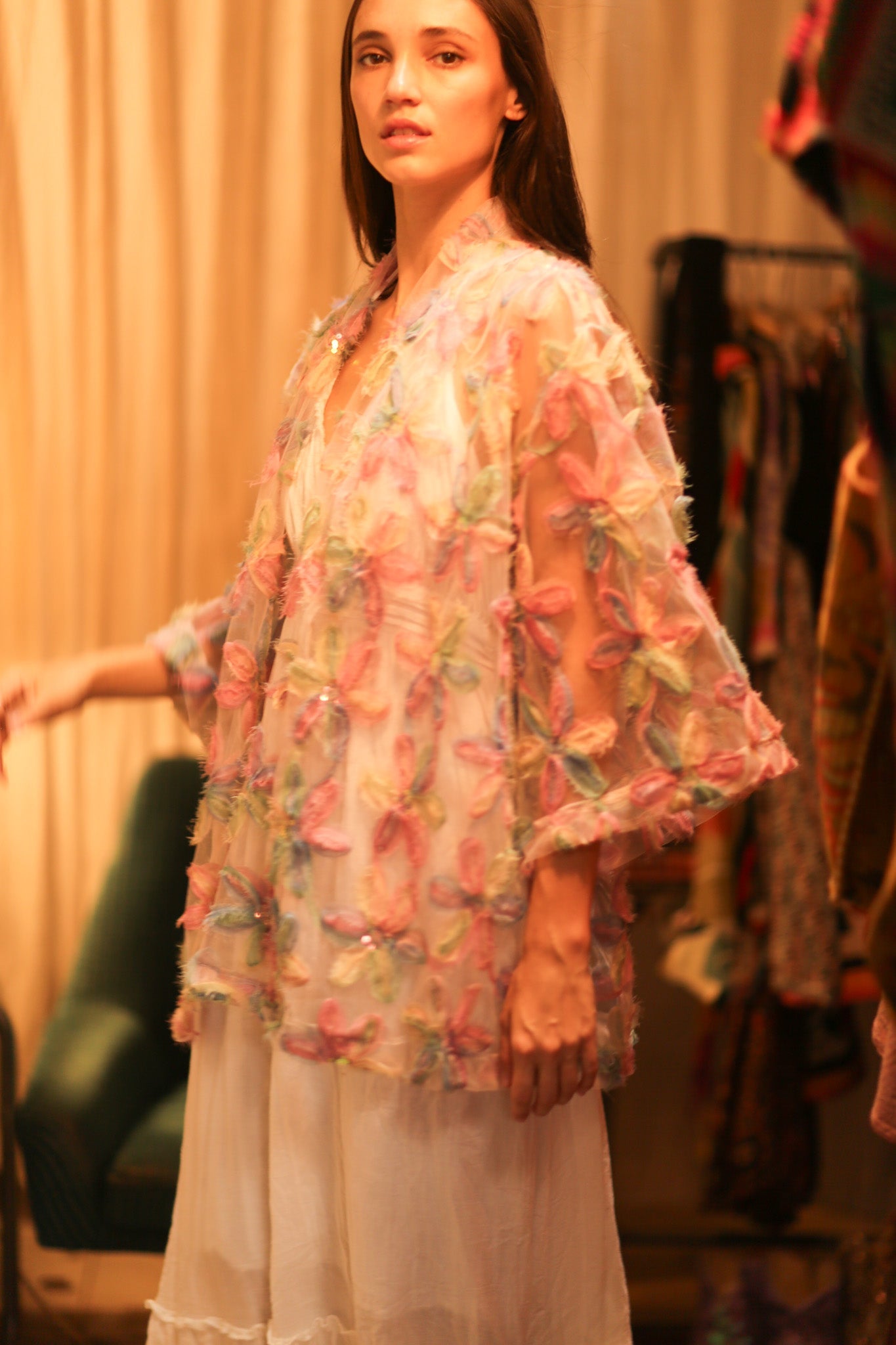 FEATHER FRILL SHORT KIMONO LORILA - BANGKOK TAILOR CLOTHING STORE - HANDMADE CLOTHING