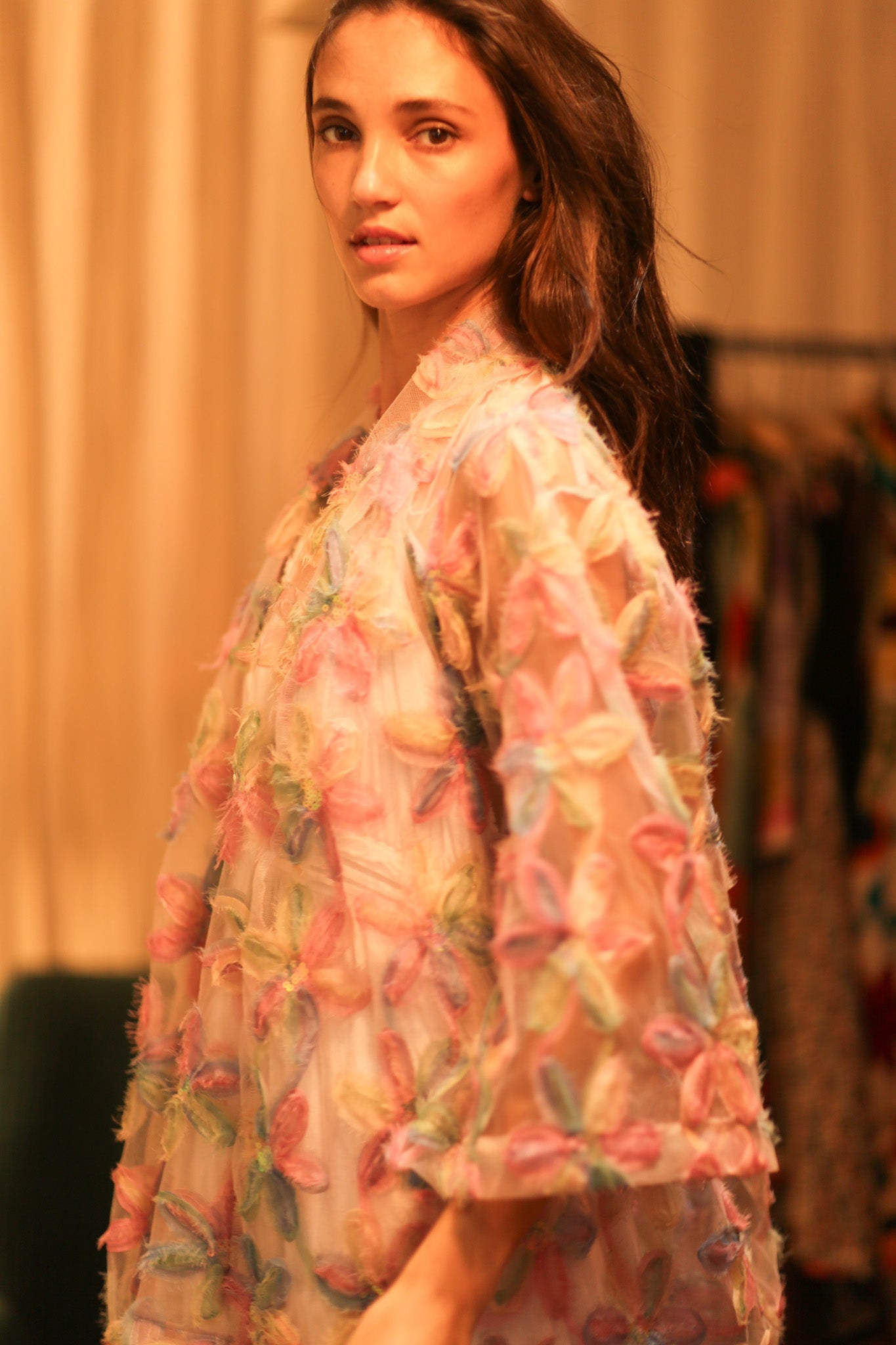 FEATHER FRILL SHORT KIMONO LORILA - BANGKOK TAILOR CLOTHING STORE - HANDMADE CLOTHING