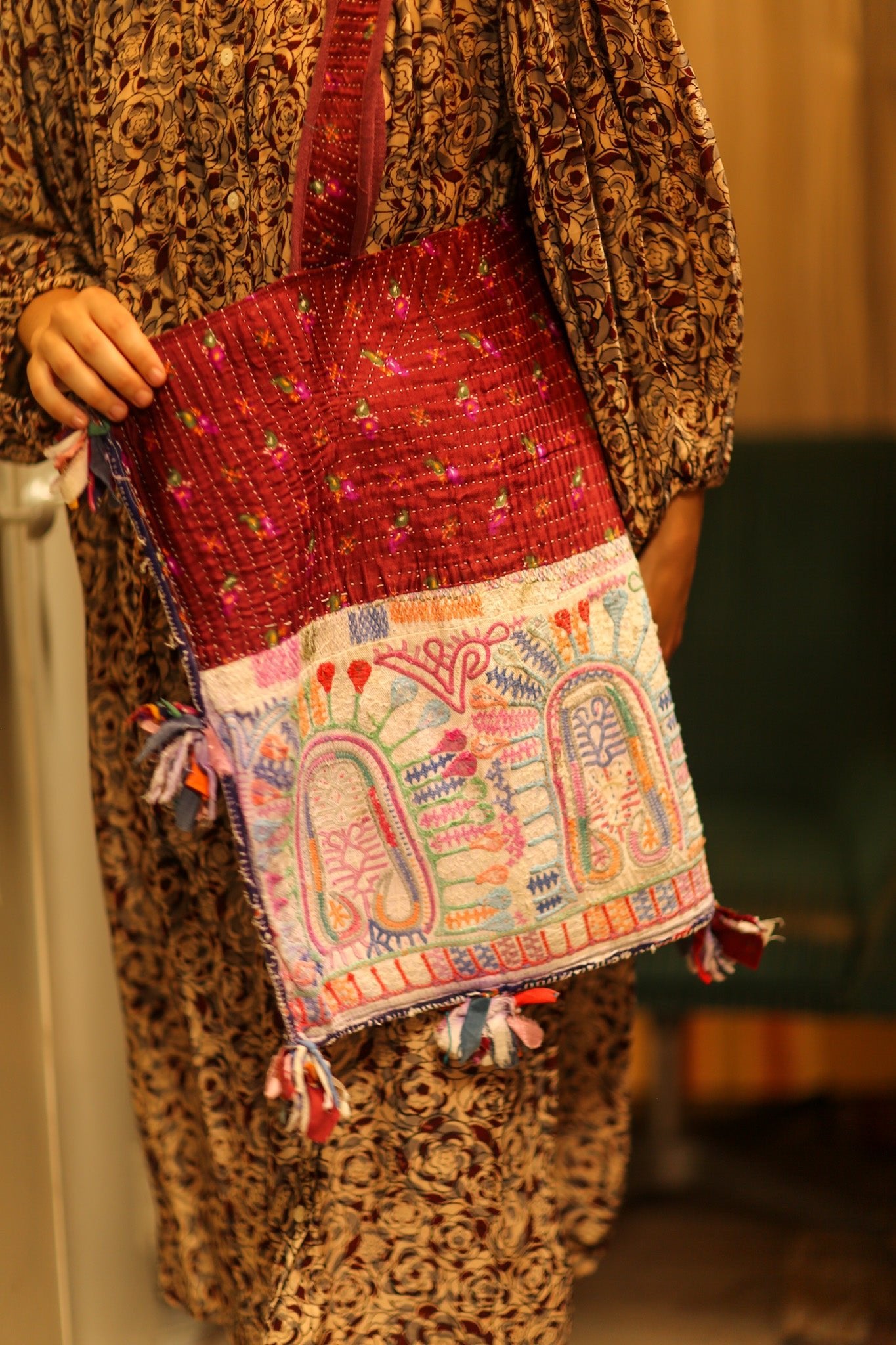 FIONA EMBROIDERED PATCHWORK BAG - BANGKOK TAILOR CLOTHING STORE - HANDMADE CLOTHING