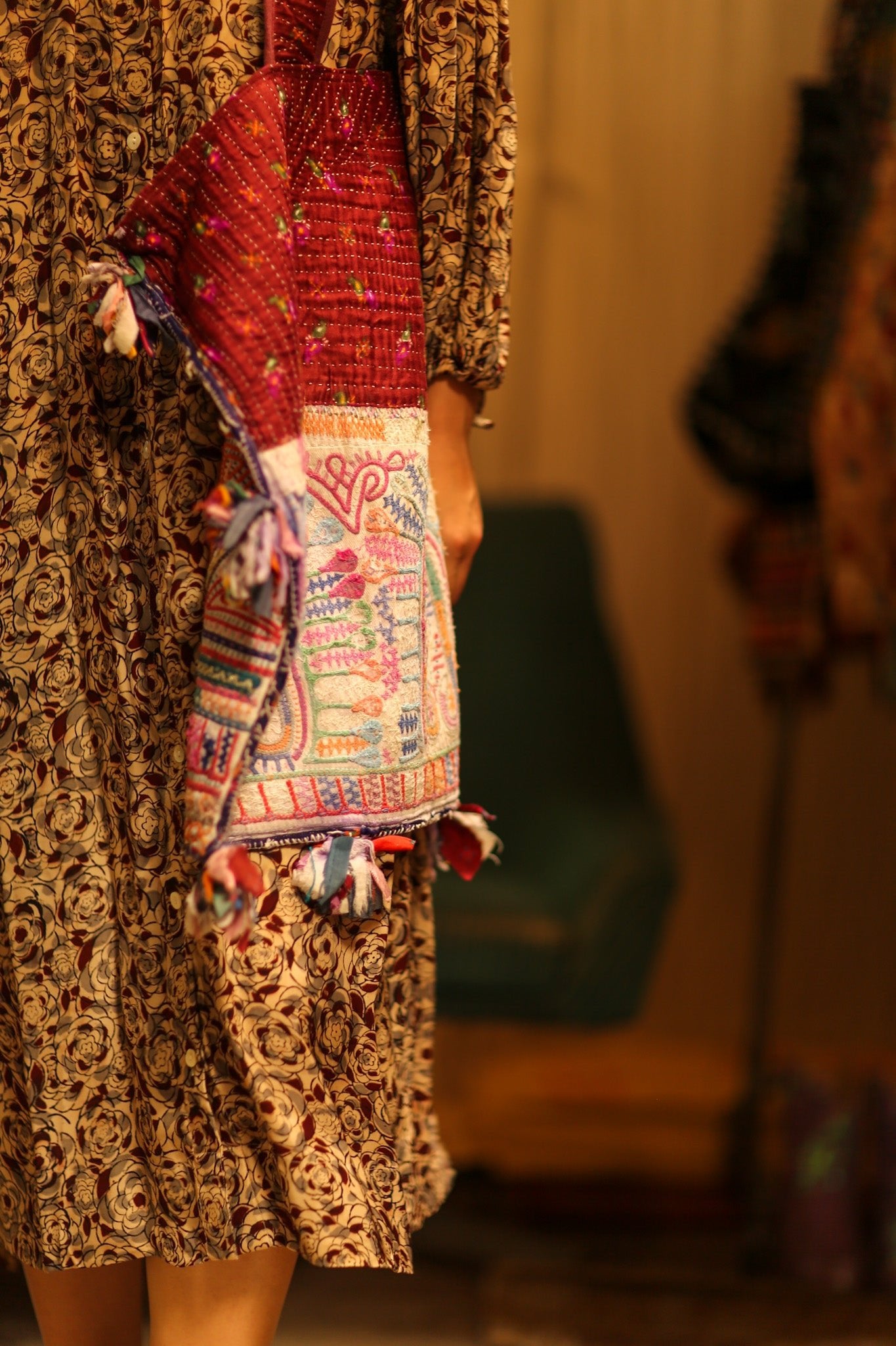 FIONA EMBROIDERED PATCHWORK BAG - BANGKOK TAILOR CLOTHING STORE - HANDMADE CLOTHING