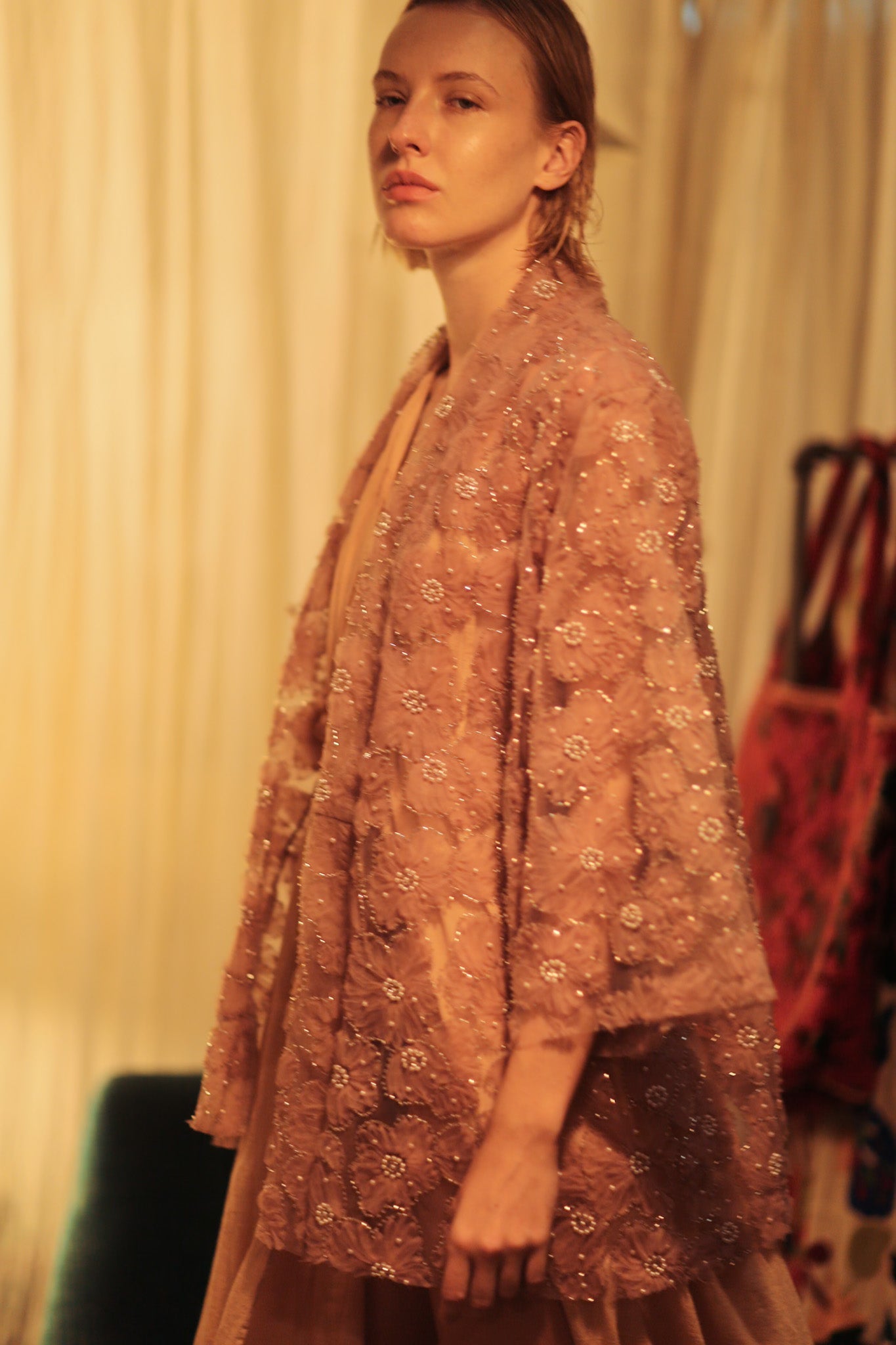 FLO SEQUINED EMBROIDERED SHORT KIMONO VERY PINK - BANGKOK TAILOR CLOTHING STORE - HANDMADE CLOTHING