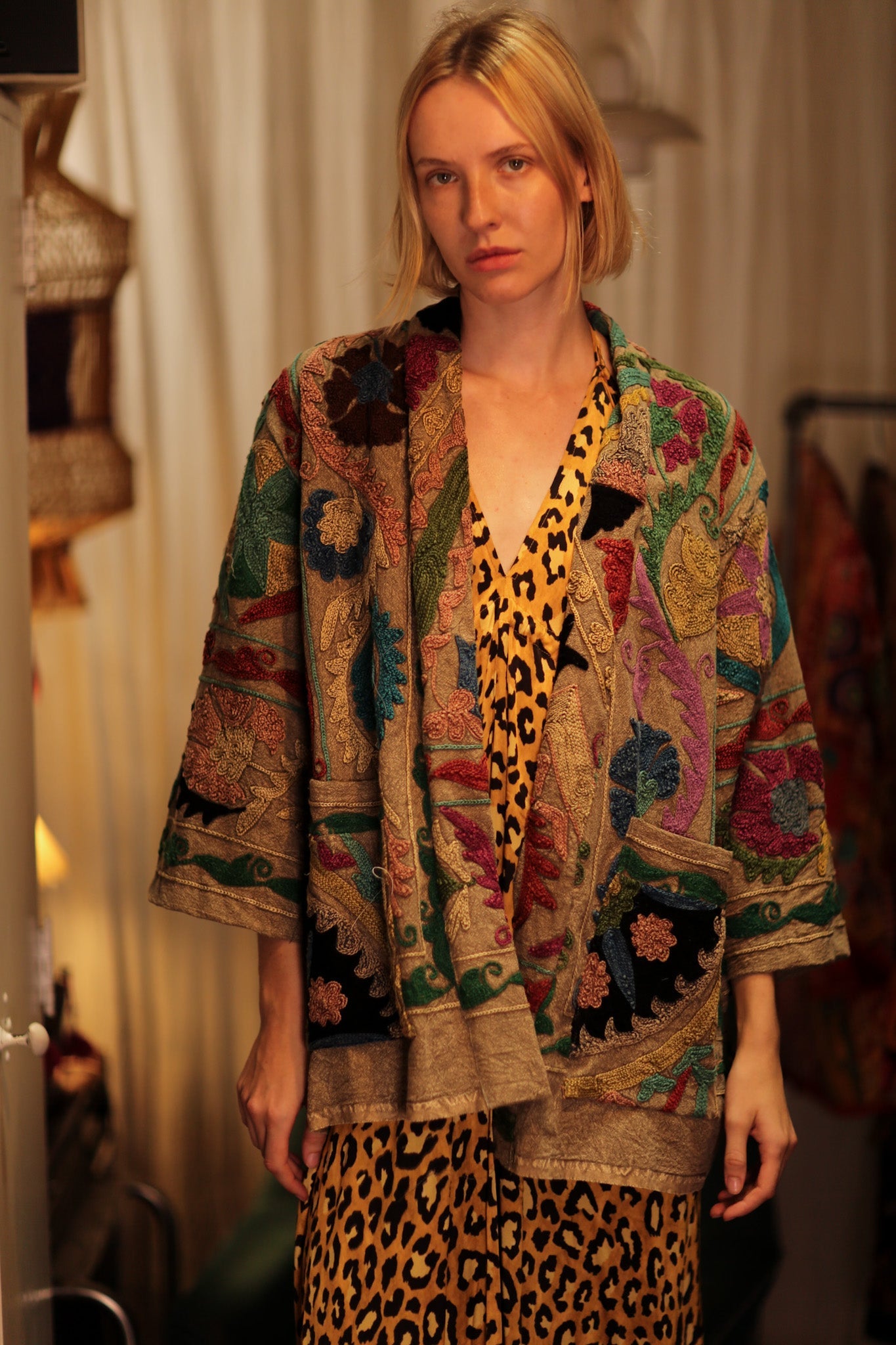 GINEVRA EMBROIDERED KIMONO - BANGKOK TAILOR CLOTHING STORE - HANDMADE CLOTHING