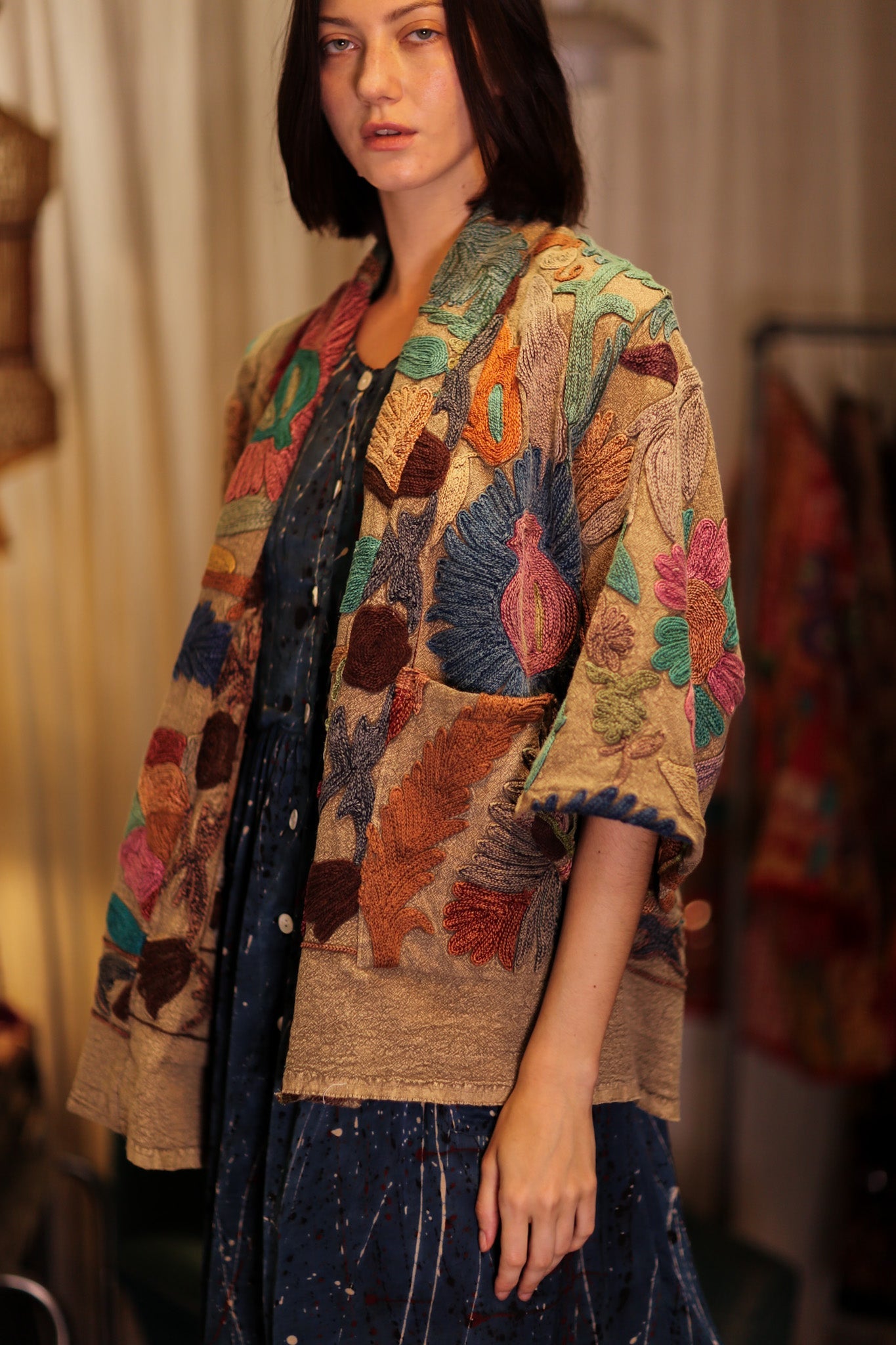 GINEVRA EMBROIDERED SUZANI KIMOMO TROPIC FLOWER - BANGKOK TAILOR CLOTHING STORE - HANDMADE CLOTHING