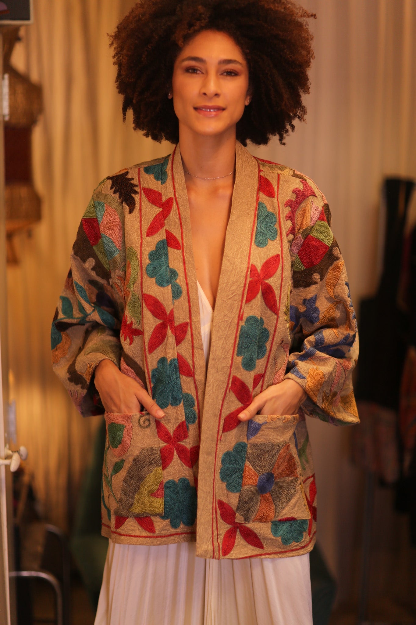 GINEVRA EMBROIDERED SUZANI KIMONO IXORA - BANGKOK TAILOR CLOTHING STORE - HANDMADE CLOTHING