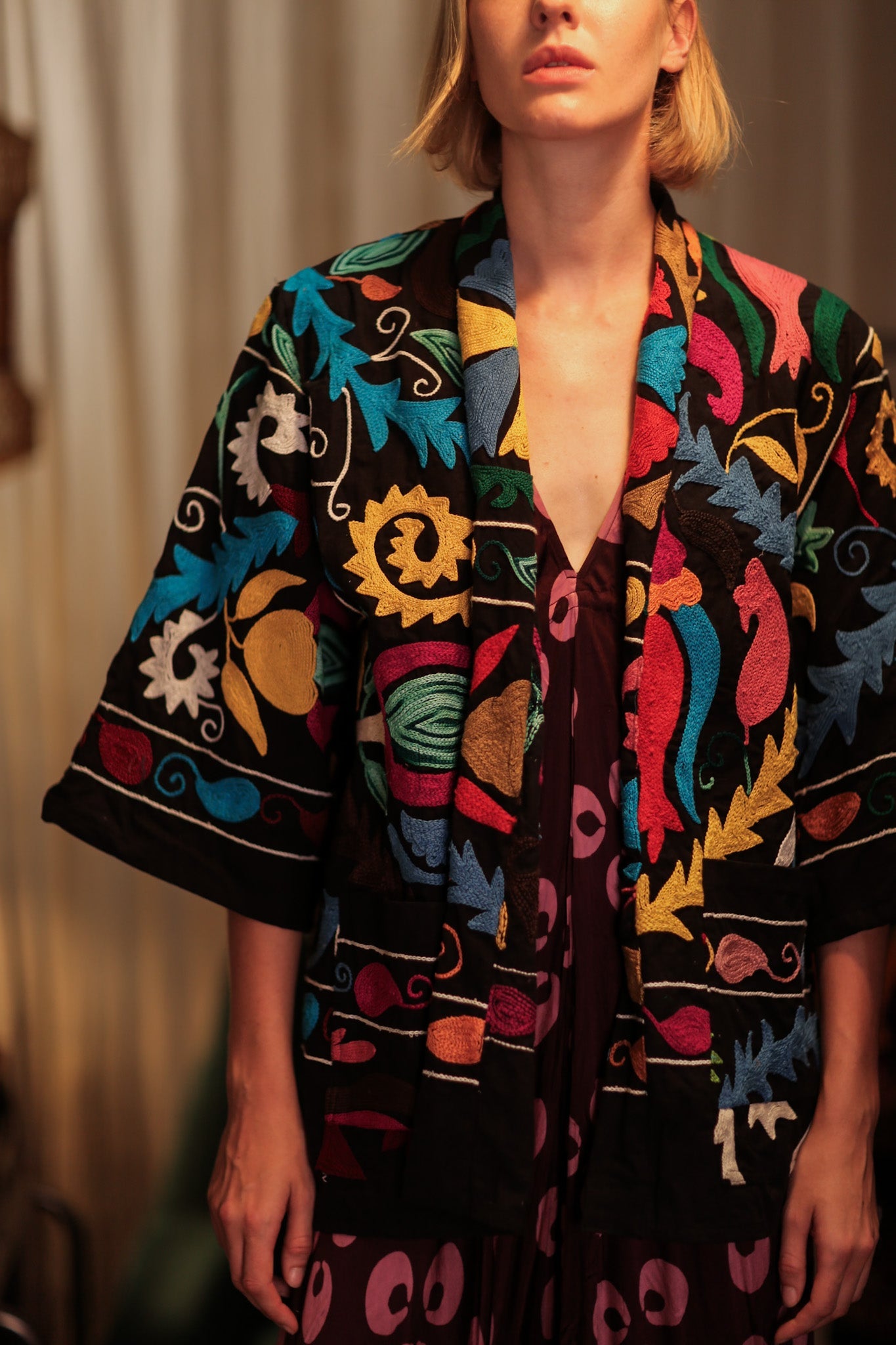 GINEVRA SUZANI SHORT KIMONO JACKET BLACKBOARD - BANGKOK TAILOR CLOTHING STORE - HANDMADE CLOTHING