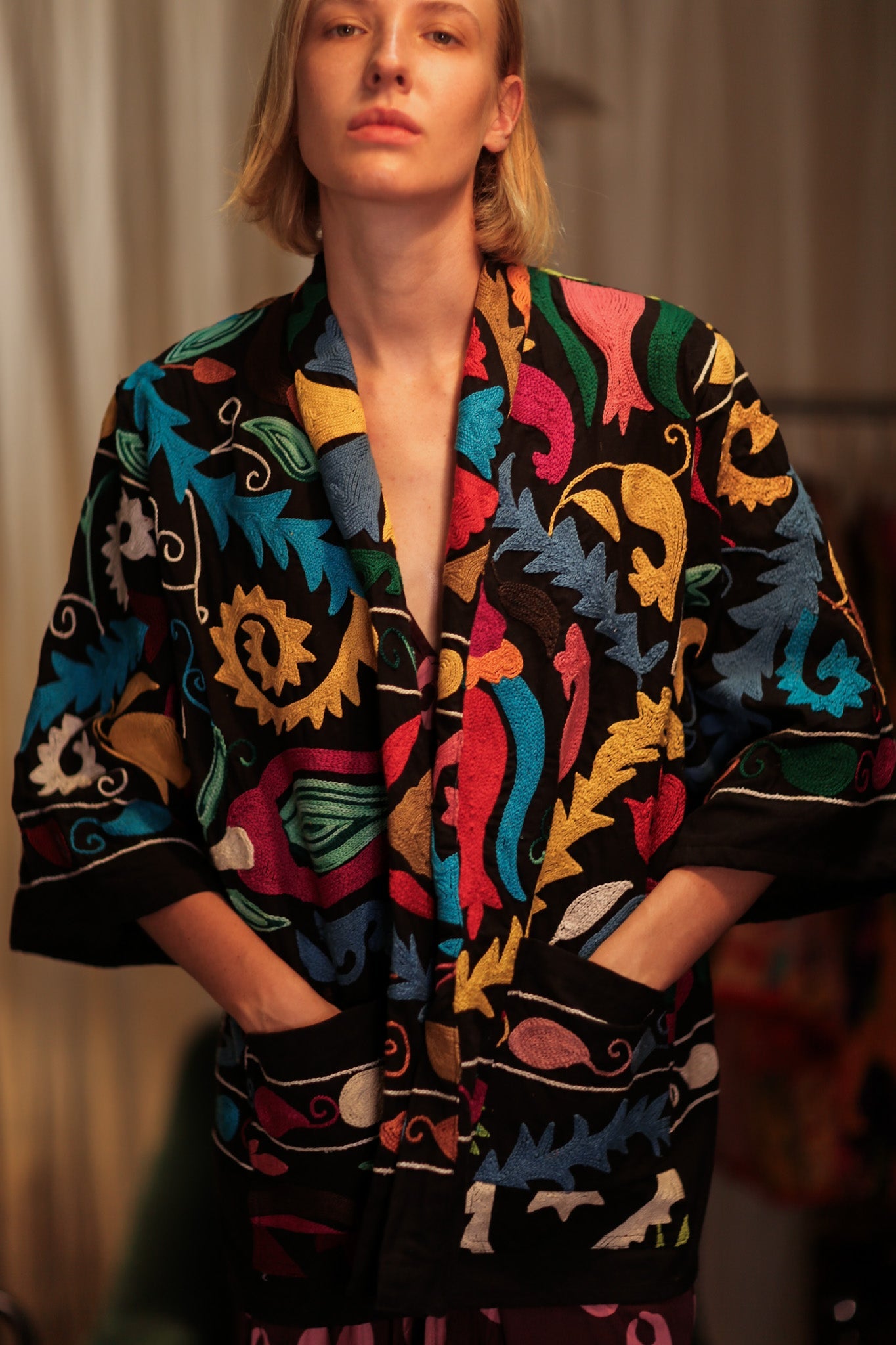 GINEVRA SUZANI SHORT KIMONO JACKET BLACKBOARD - BANGKOK TAILOR CLOTHING STORE - HANDMADE CLOTHING