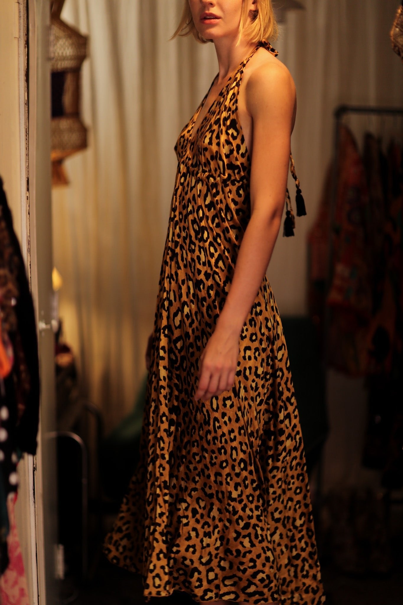 HANNAH SILK DRESS LEO - BANGKOK TAILOR CLOTHING STORE - HANDMADE CLOTHING