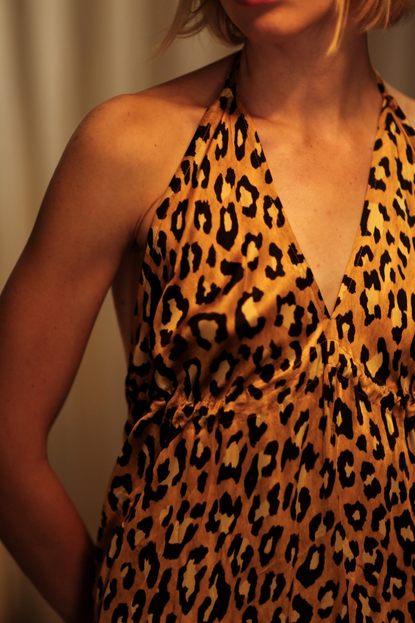 HANNAH SILK DRESS LEO - BANGKOK TAILOR CLOTHING STORE - HANDMADE CLOTHING