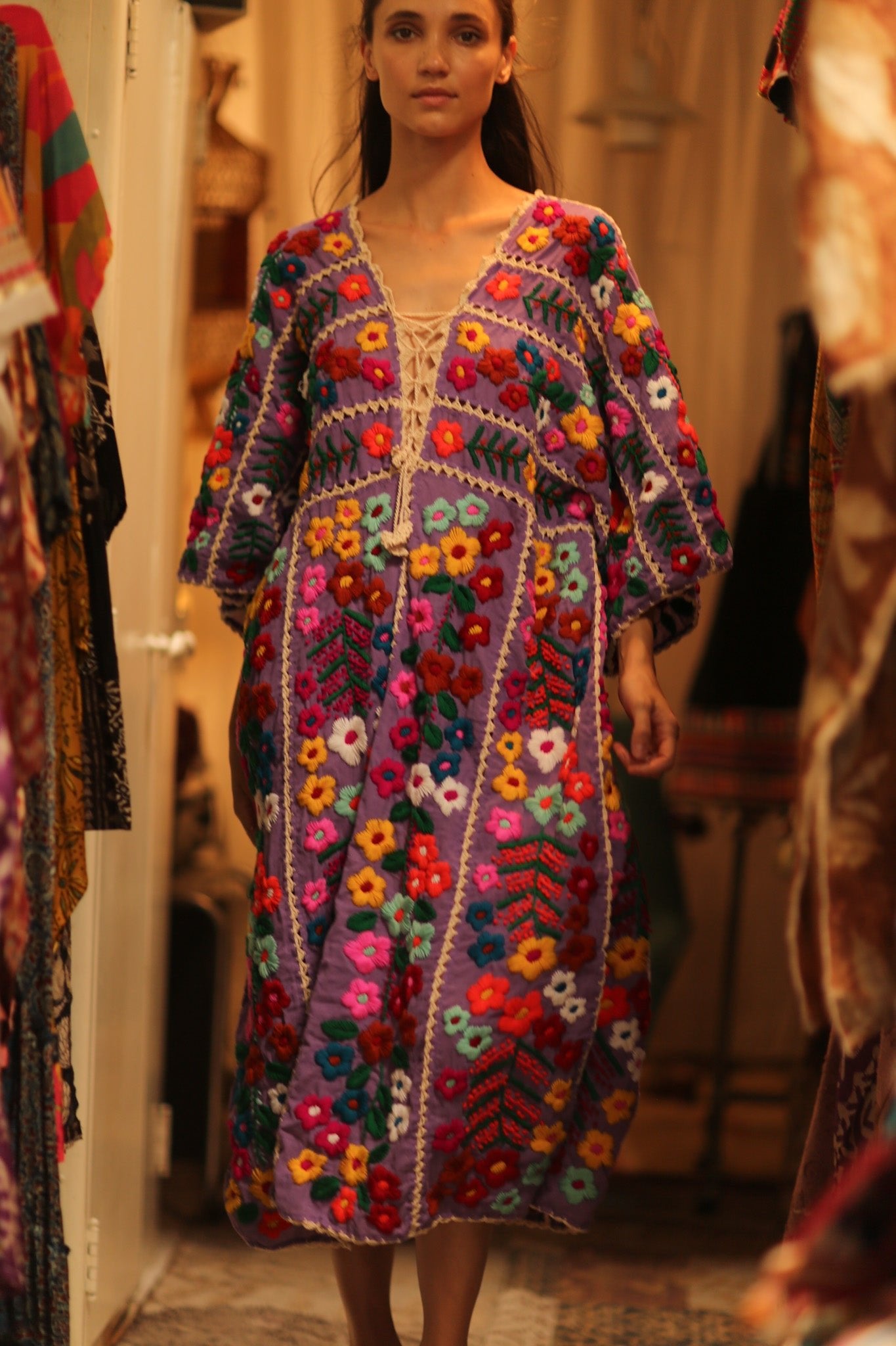 HEAVY EMBROIDERED KAFTAN ANTHARA - BANGKOK TAILOR CLOTHING STORE - HANDMADE CLOTHING