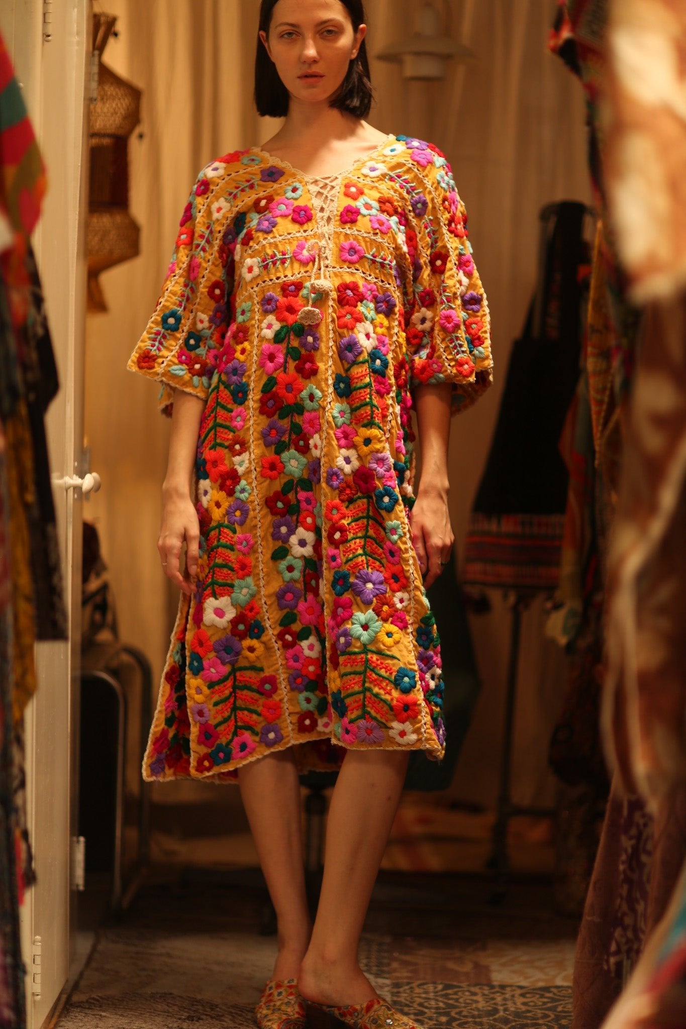 HEAVY EMBROIDERED KAFTAN ANTHARA - BANGKOK TAILOR CLOTHING STORE - HANDMADE CLOTHING