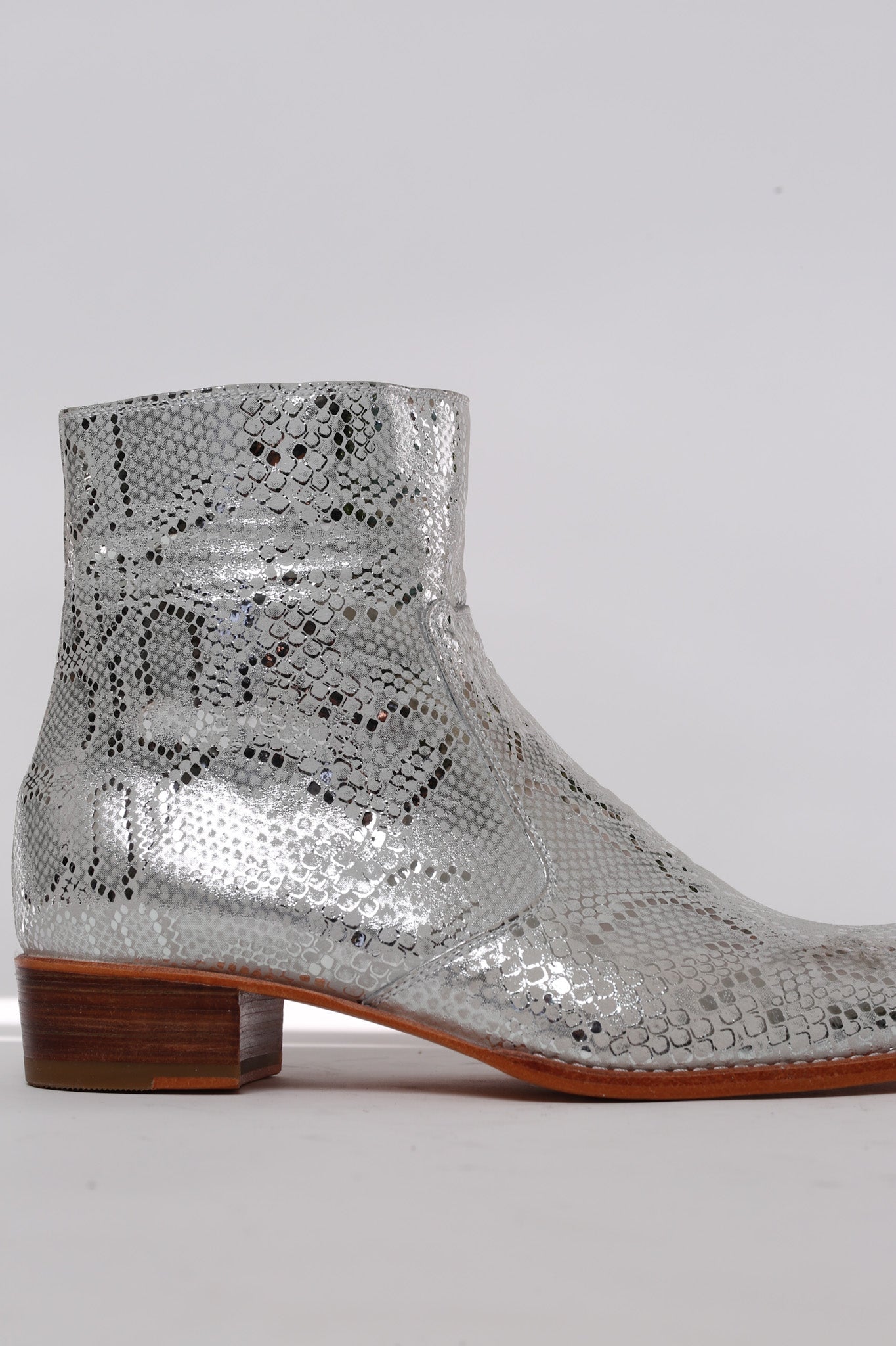 IAN SNAKE PRINT SILVER BOOTS - BANGKOK TAILOR CLOTHING STORE - HANDMADE CLOTHING