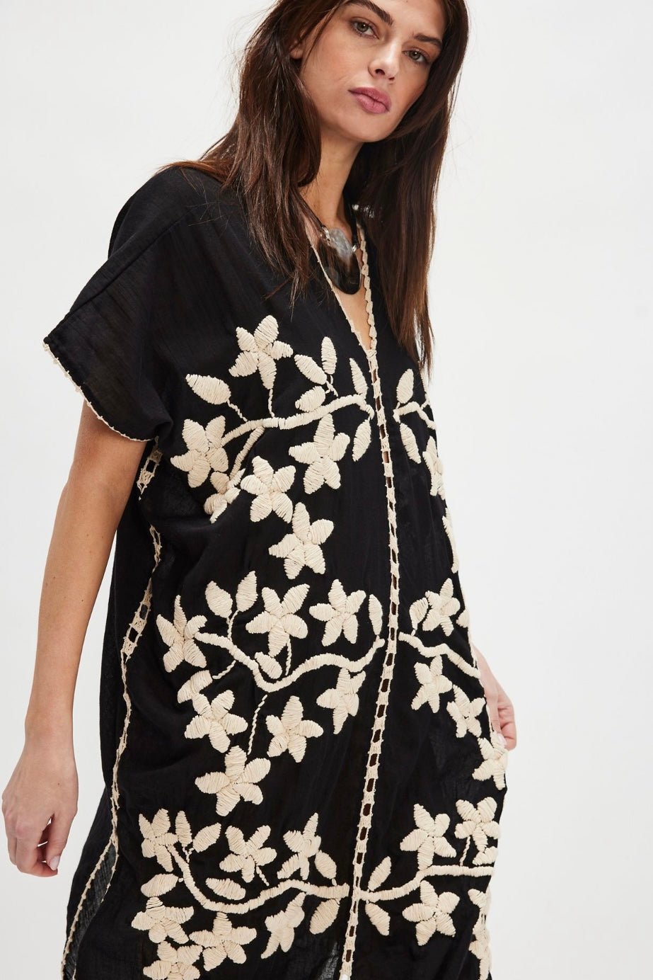 IBIZA EMBROIDERED KAFTAN - BANGKOK TAILOR CLOTHING STORE - HANDMADE CLOTHING
