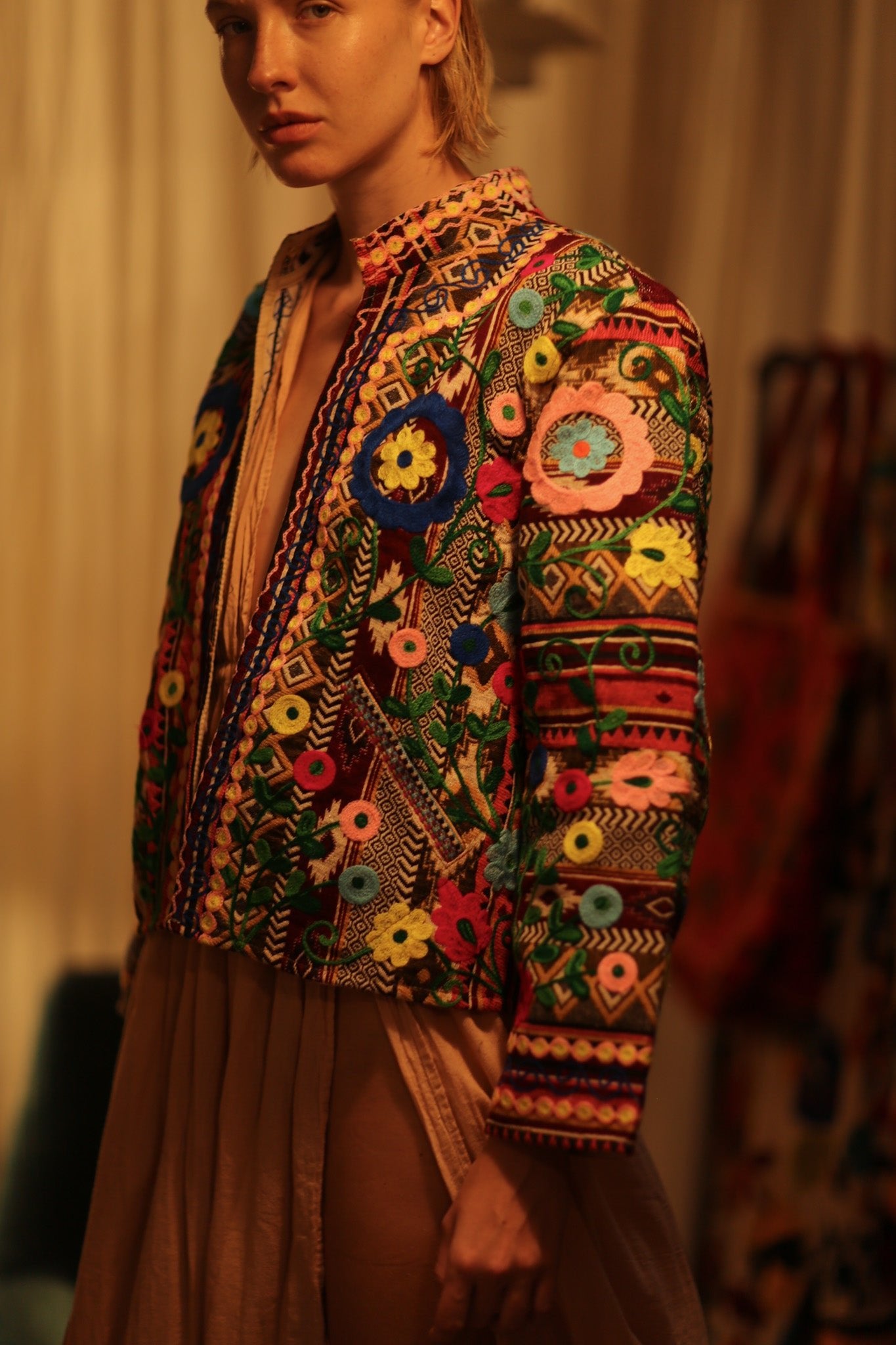 JACKET INGRID LORLY EMBROIDERED - BANGKOK TAILOR CLOTHING STORE - HANDMADE CLOTHING
