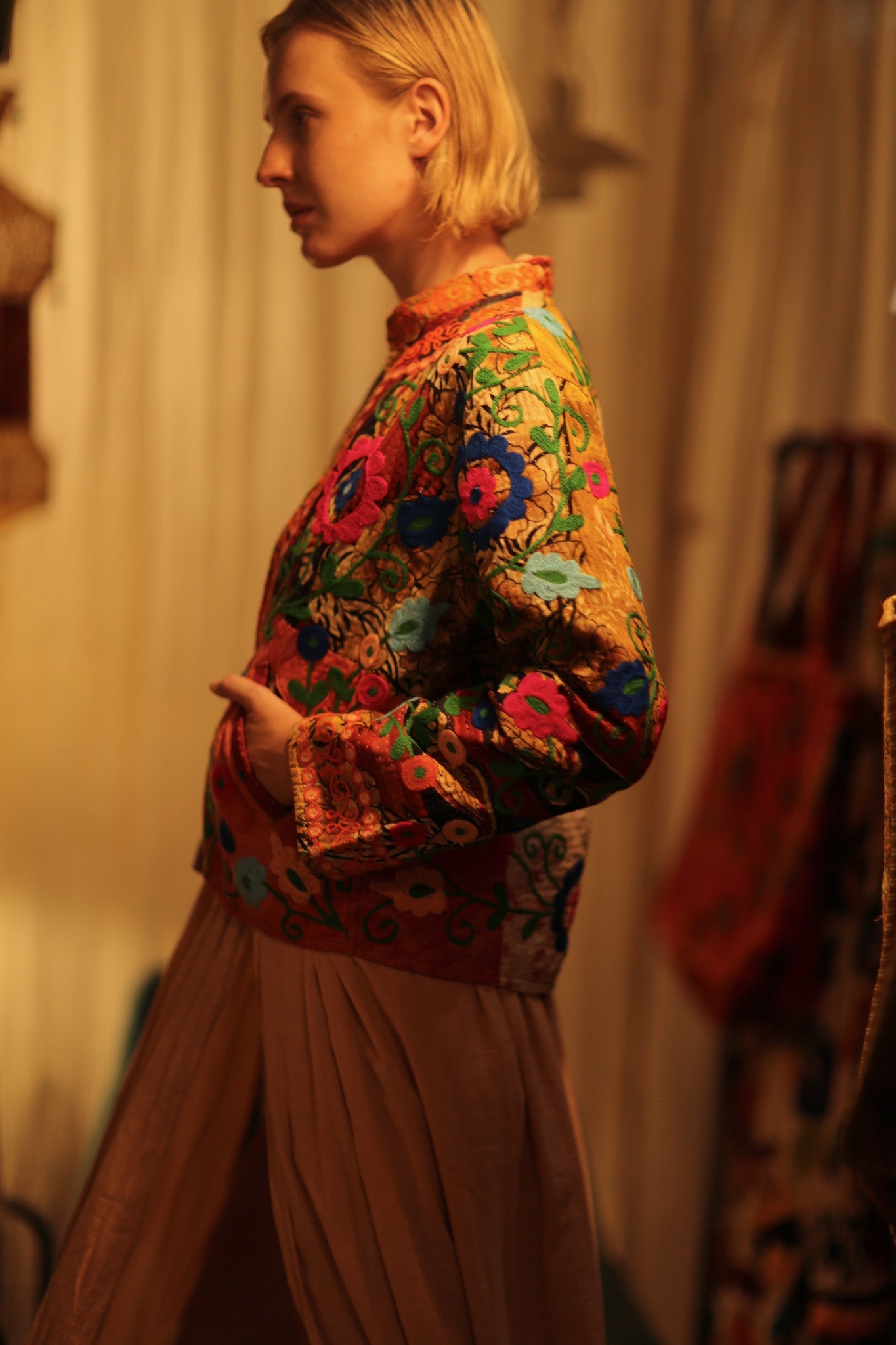 JACKET INGRID NANA EMBROIDERED - BANGKOK TAILOR CLOTHING STORE - HANDMADE CLOTHING