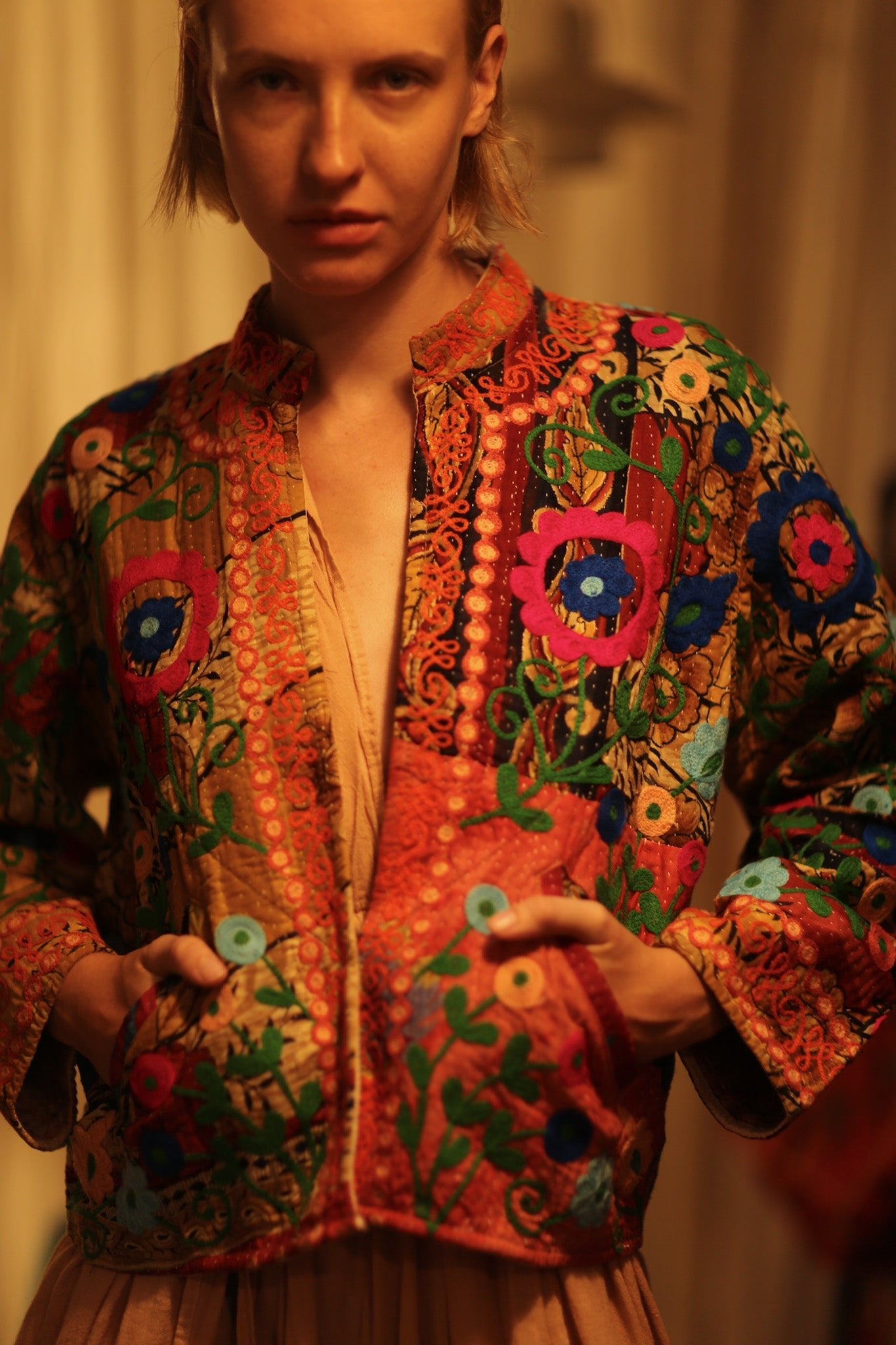 JACKET INGRID NANA EMBROIDERED - BANGKOK TAILOR CLOTHING STORE - HANDMADE CLOTHING