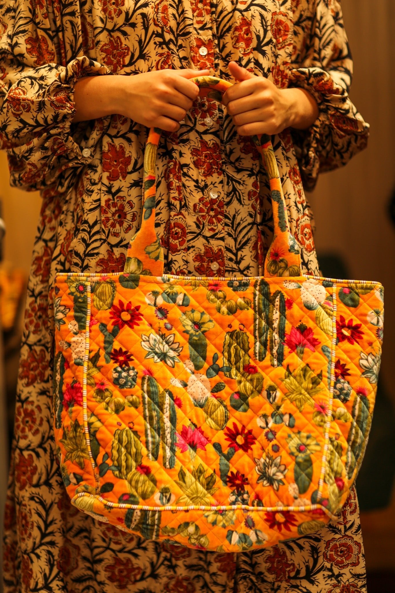 KALI VELVET BAG CACTUS ORANGE M - BANGKOK TAILOR CLOTHING STORE - HANDMADE CLOTHING