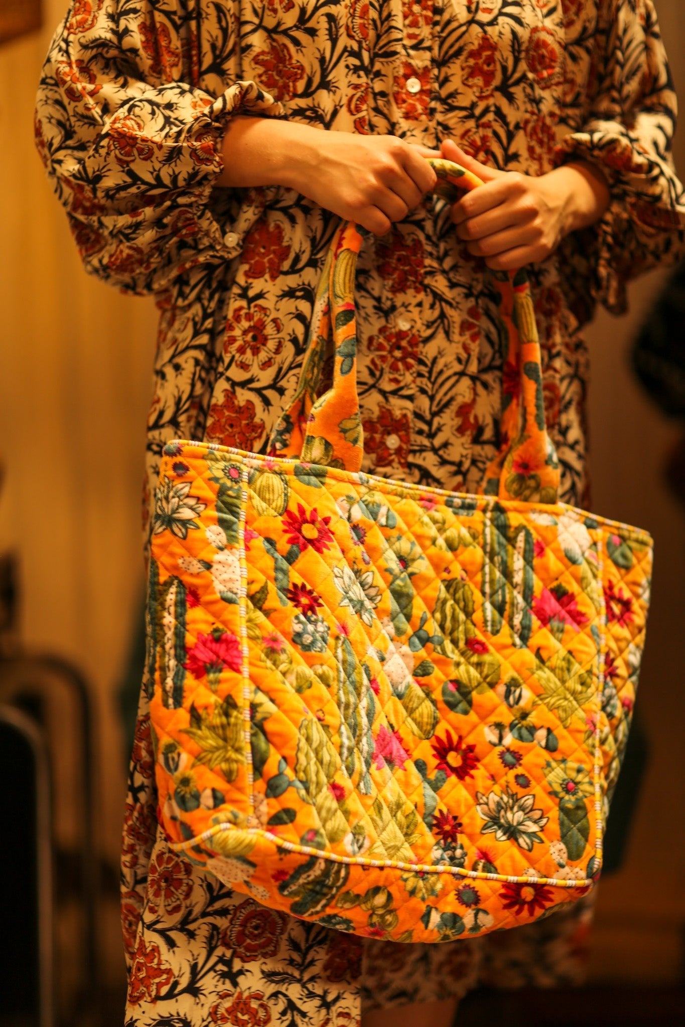 KALI VELVET BAG CACTUS ORANGE M - BANGKOK TAILOR CLOTHING STORE - HANDMADE CLOTHING