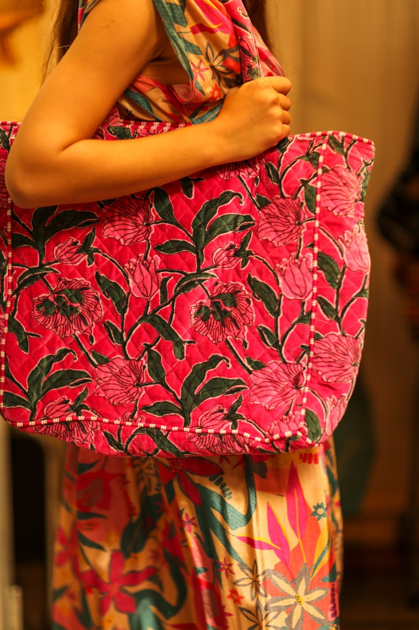 KALI VELVET BAG STRAWBERRY FLORAL L - BANGKOK TAILOR CLOTHING STORE - HANDMADE CLOTHING