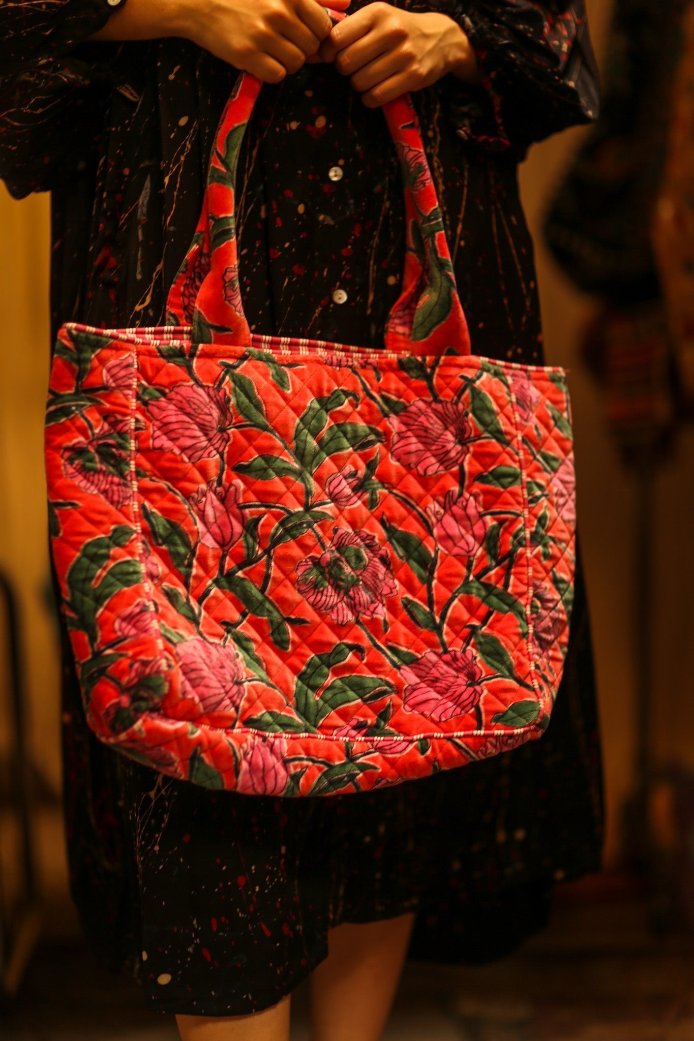 KALI VELVET BAG STRAWBERRY FLORAL M - BANGKOK TAILOR CLOTHING STORE - HANDMADE CLOTHING