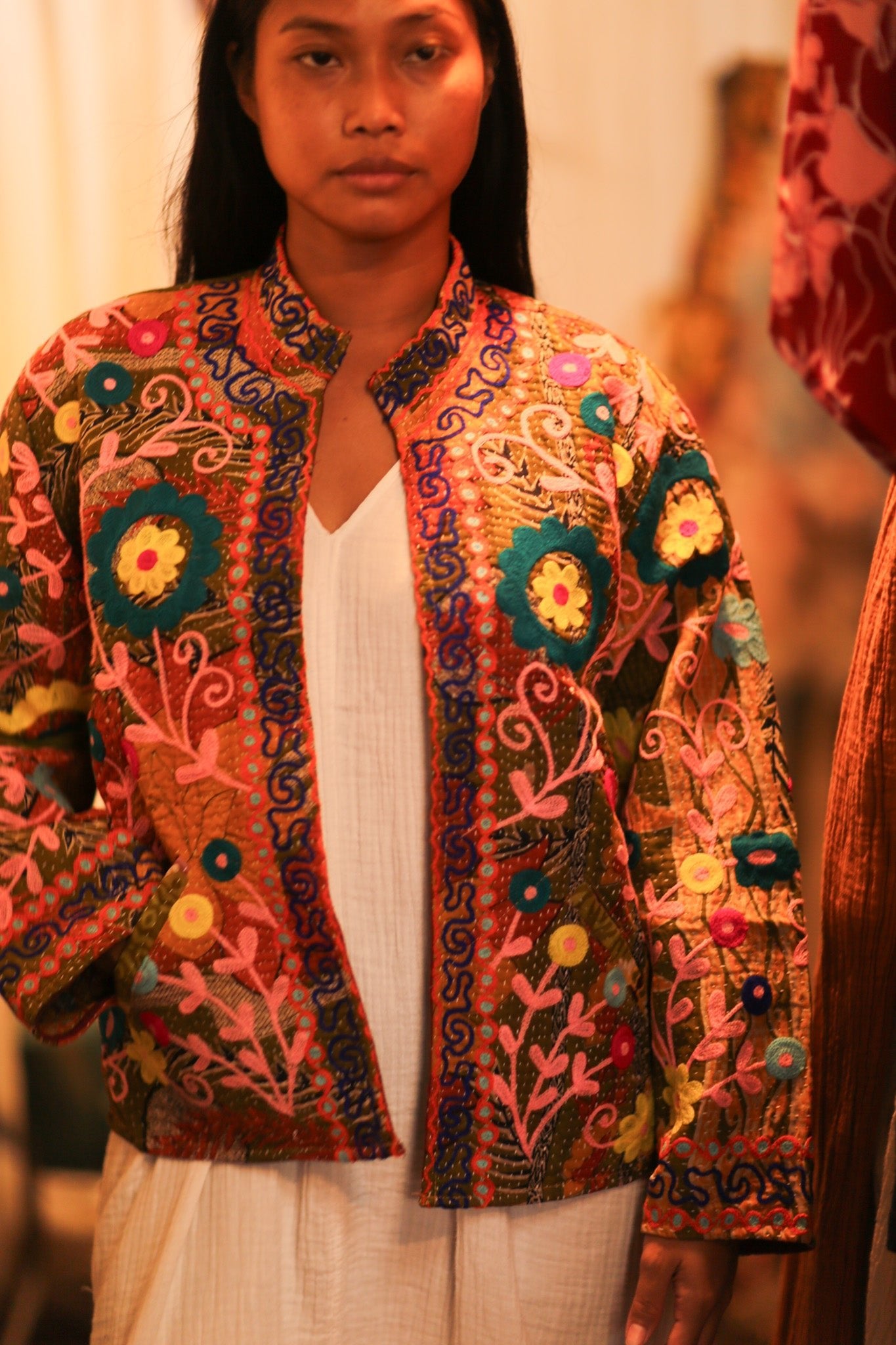 KANTHA EMBROIDERED JACKET INGRID HUGS - BANGKOK TAILOR CLOTHING STORE - HANDMADE CLOTHING