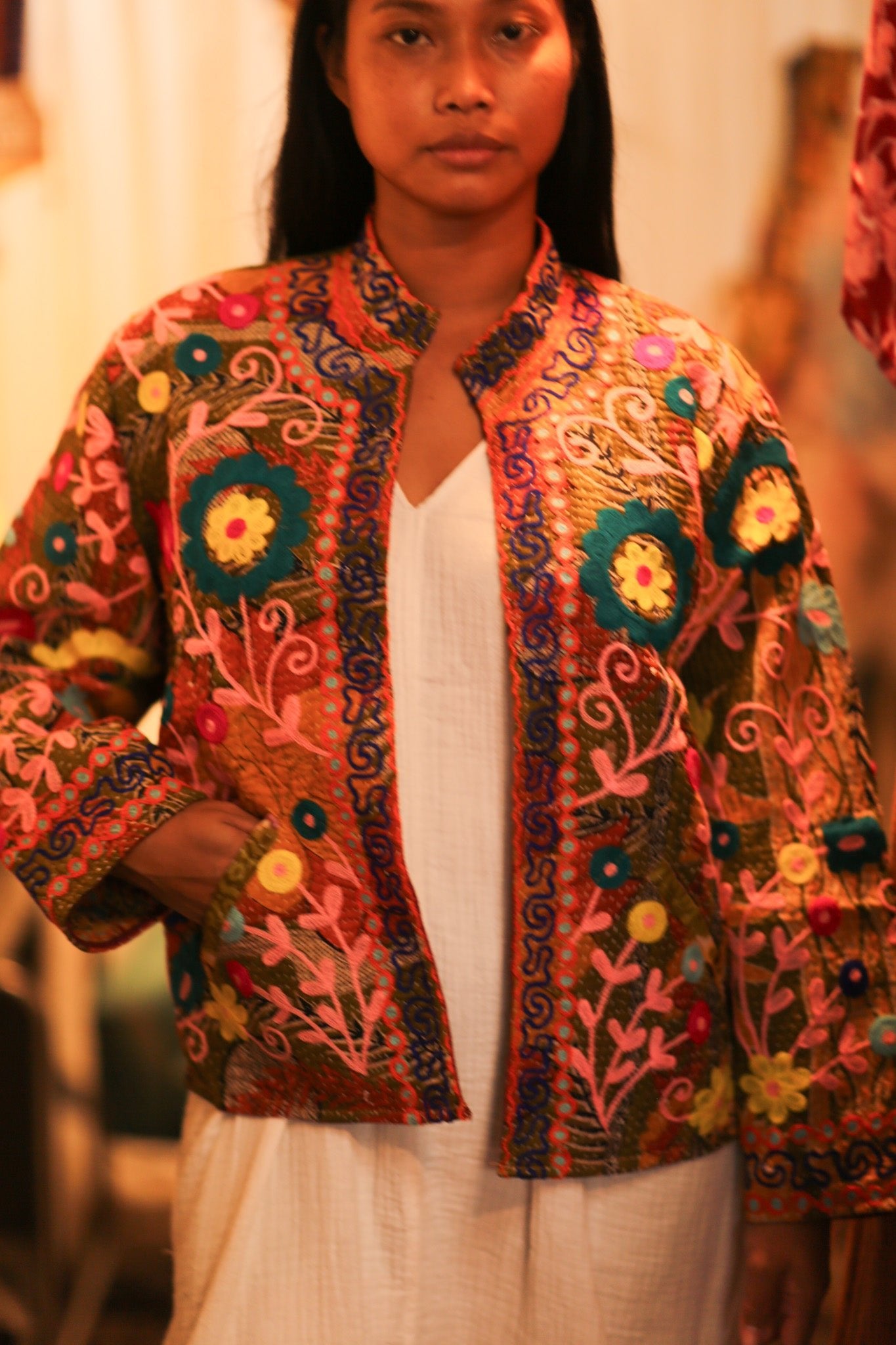 KANTHA EMBROIDERED JACKET INGRID HUGS - BANGKOK TAILOR CLOTHING STORE - HANDMADE CLOTHING