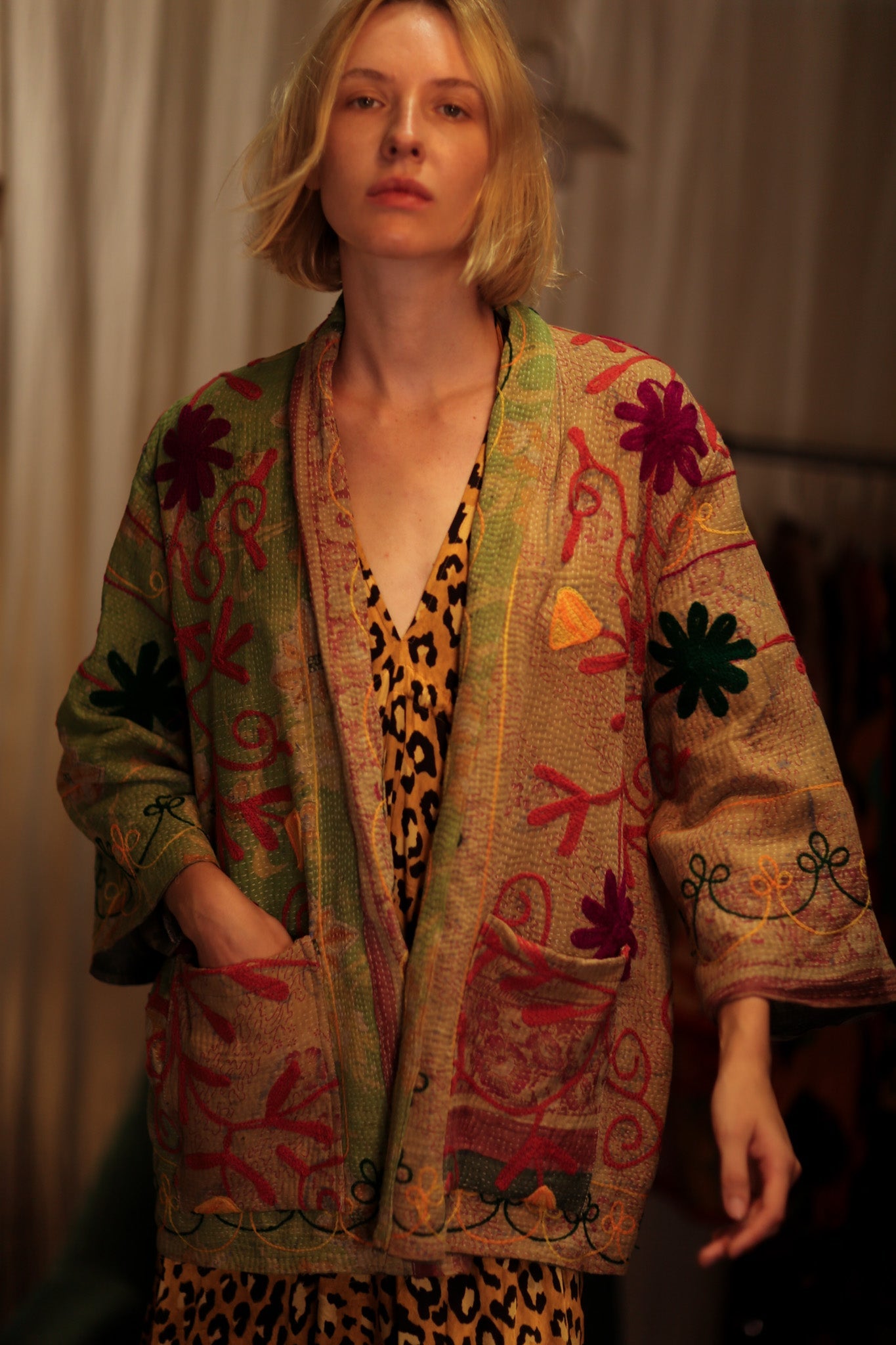 KANTHA EMBROIDERED SHORT KIMONO MONTY GRASS - BANGKOK TAILOR CLOTHING STORE - HANDMADE CLOTHING