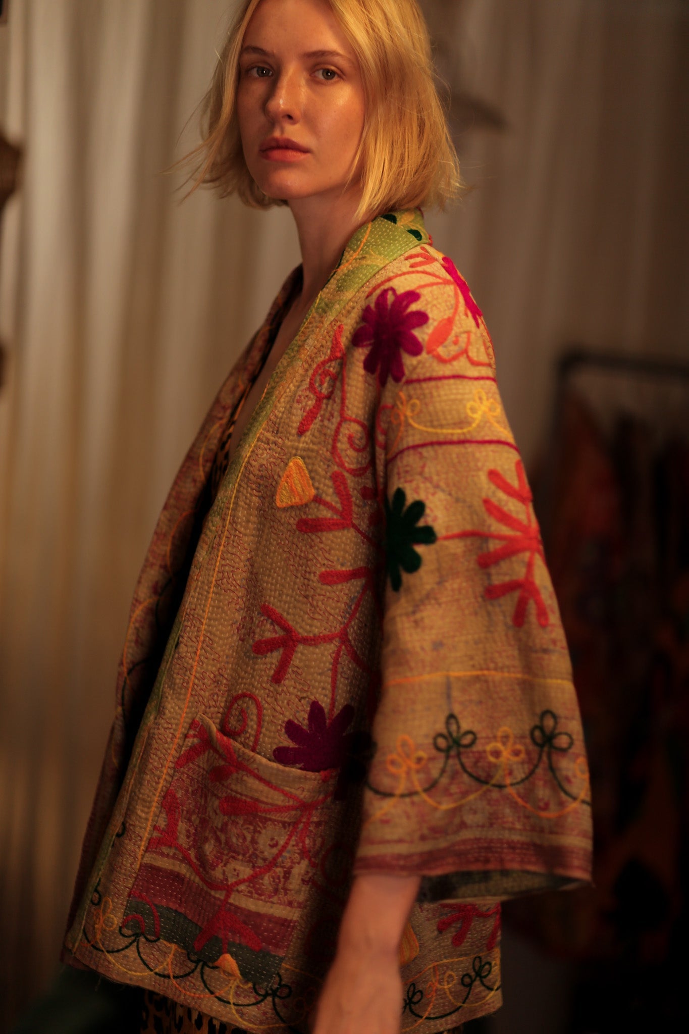 KANTHA EMBROIDERED SHORT KIMONO MONTY GRASS - BANGKOK TAILOR CLOTHING STORE - HANDMADE CLOTHING