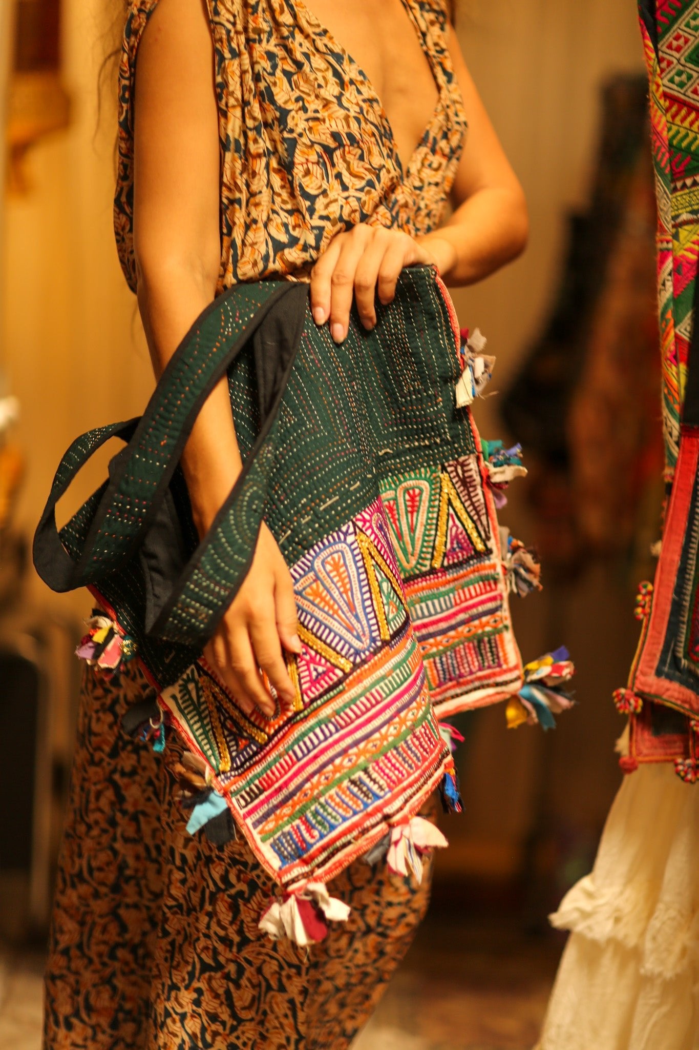 KOREY EMBROIDERED PATCHWORK BAG - BANGKOK TAILOR CLOTHING STORE - HANDMADE CLOTHING