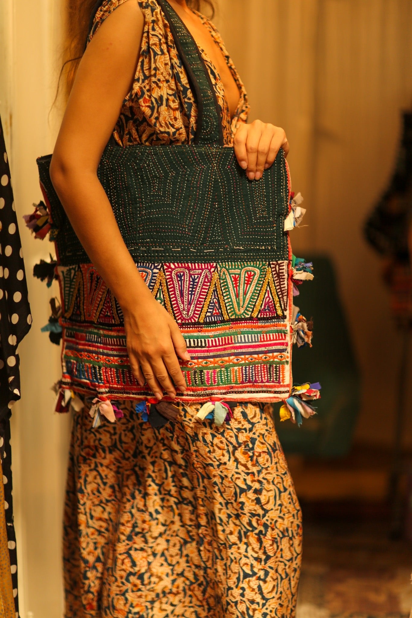 KOREY EMBROIDERED PATCHWORK BAG - BANGKOK TAILOR CLOTHING STORE - HANDMADE CLOTHING
