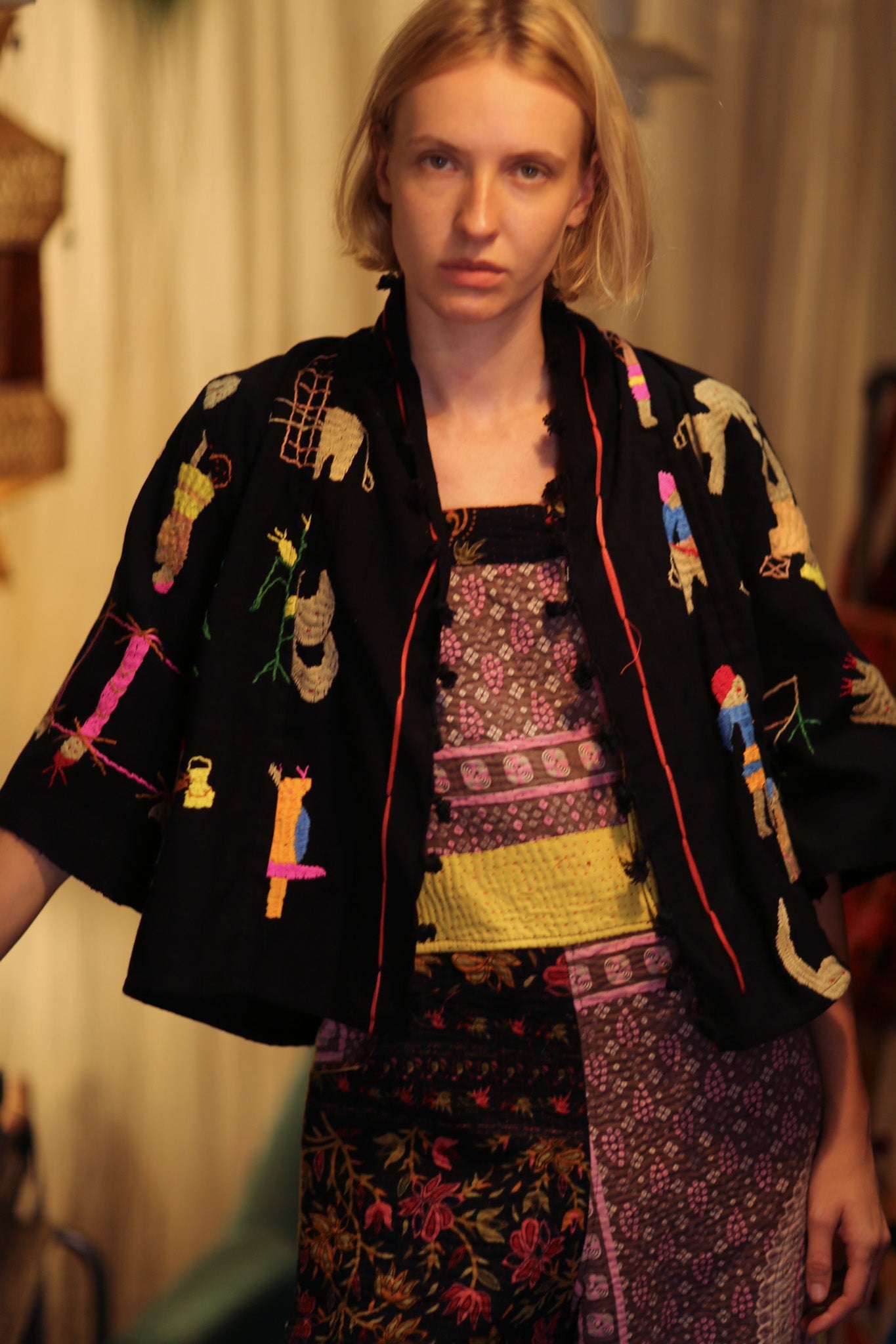 LAOS EMBROIDERED COTTON SHORT JACKET - BANGKOK TAILOR CLOTHING STORE - HANDMADE CLOTHING