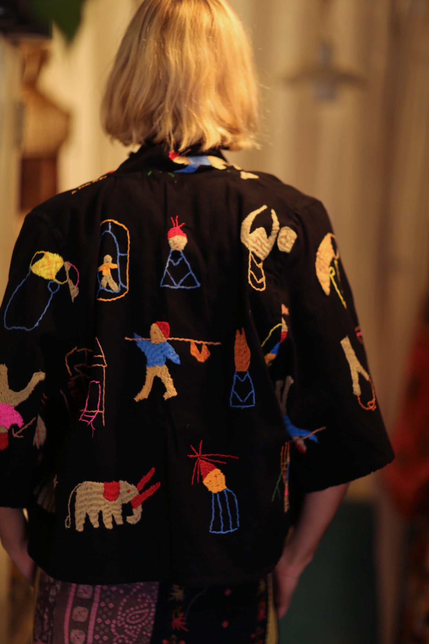 LAOS EMBROIDERED COTTON SHORT JACKET - BANGKOK TAILOR CLOTHING STORE - HANDMADE CLOTHING