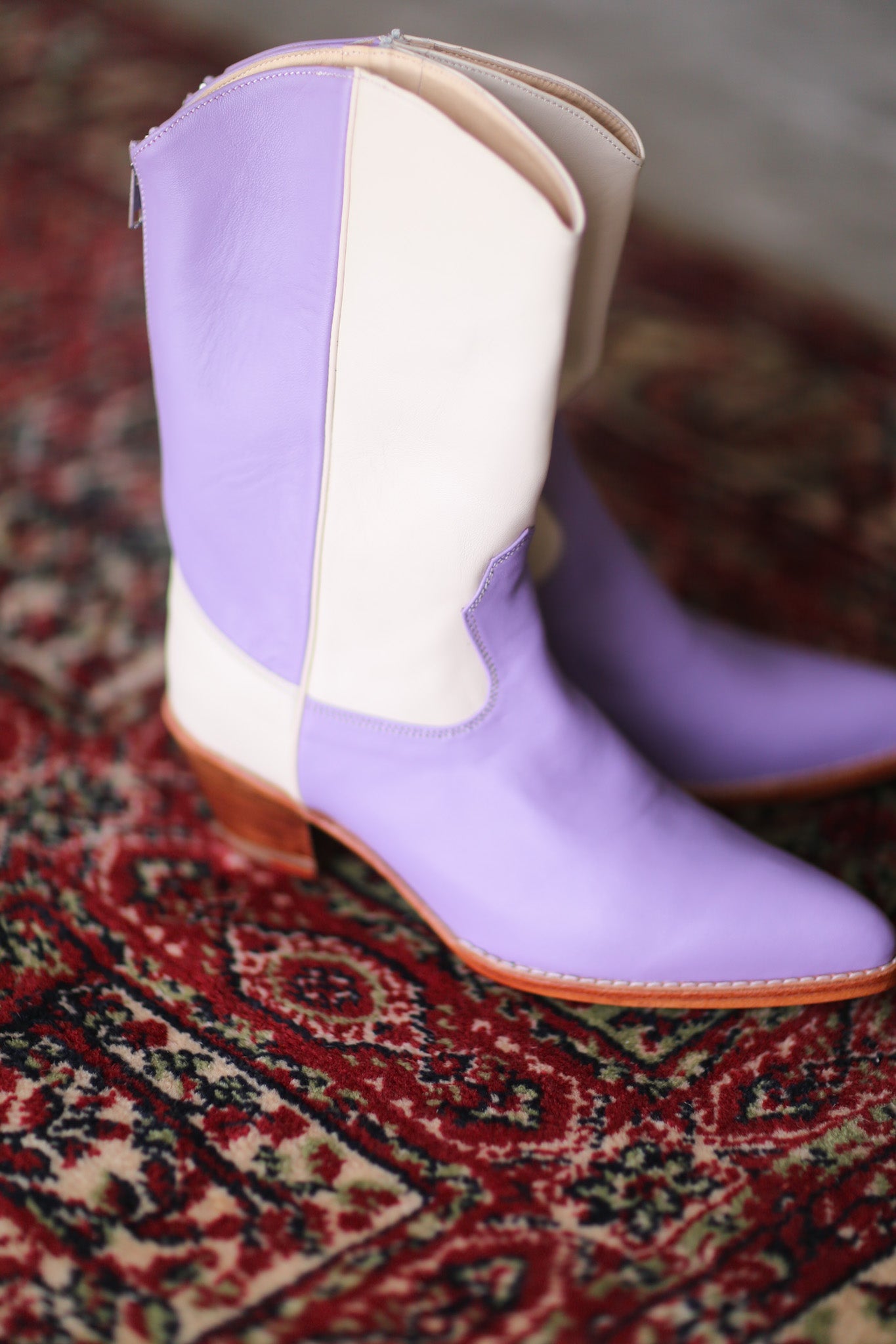 LAVENDER CREAM WESTERN BOOTS GUSTAV - BANGKOK TAILOR CLOTHING STORE - HANDMADE CLOTHING