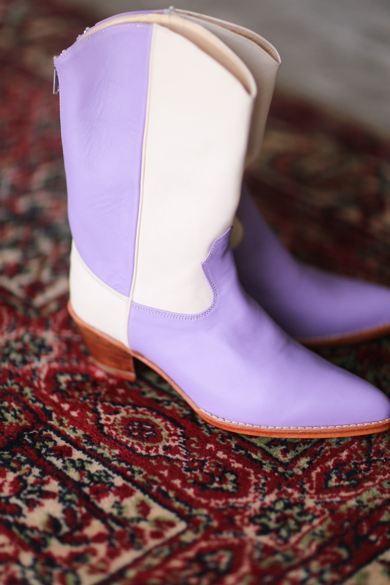 LAVENDER CREAM WESTERN BOOTS GUSTAV - BANGKOK TAILOR CLOTHING STORE - HANDMADE CLOTHING