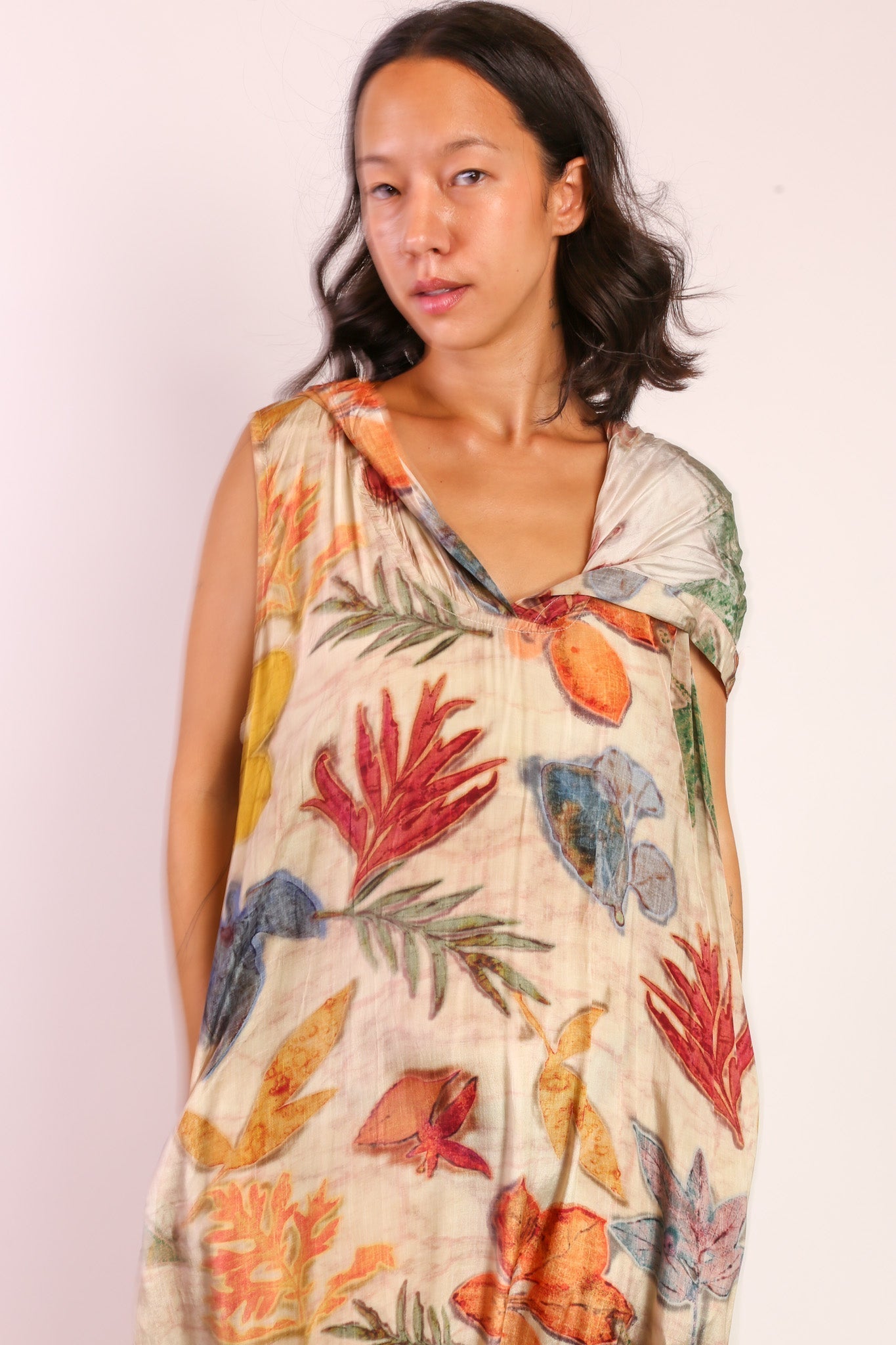 LEAVE HAND BLOCK PRINT SILK DRESS ISSI - BANGKOK TAILOR CLOTHING STORE - HANDMADE CLOTHING