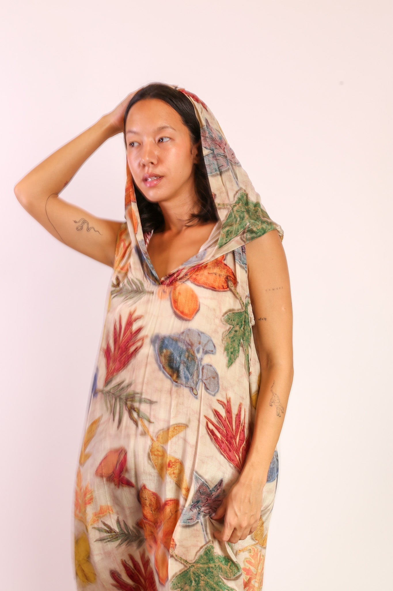 LEAVE HAND BLOCK PRINT SILK DRESS ISSI - BANGKOK TAILOR CLOTHING STORE - HANDMADE CLOTHING